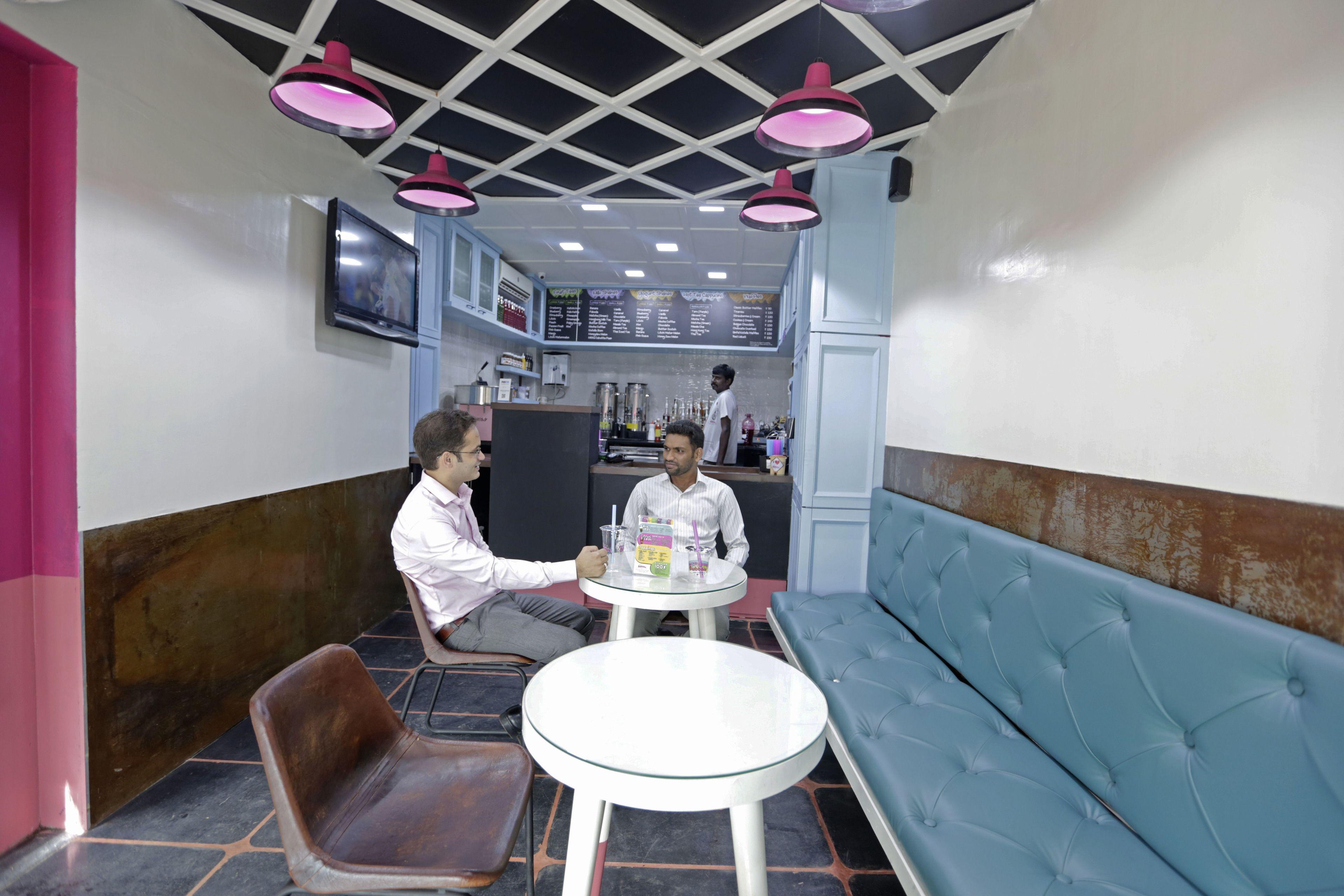 Hotel Metro Palace Bandra 3*