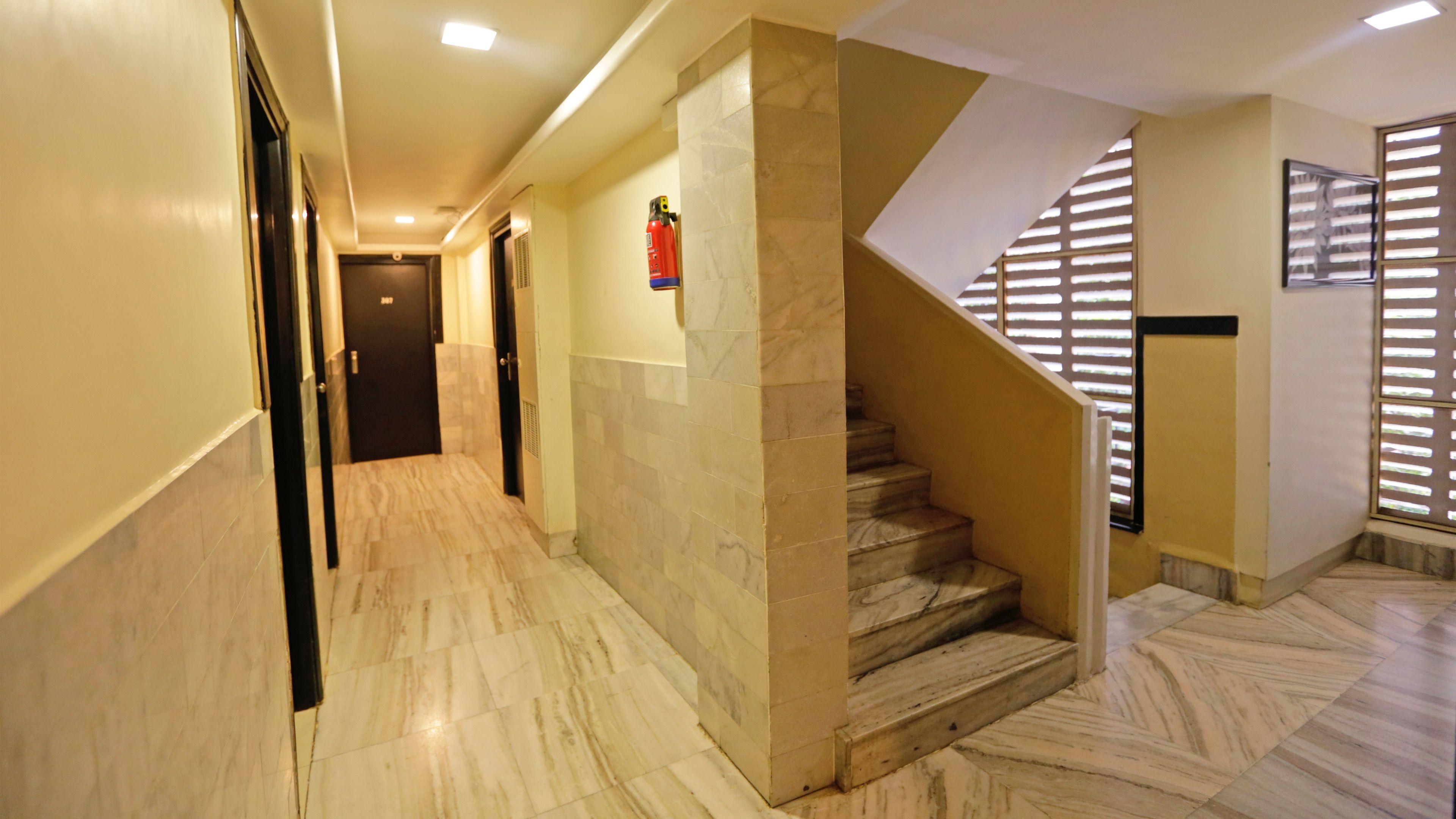 Hotel Metro Palace Bandra Mumbai