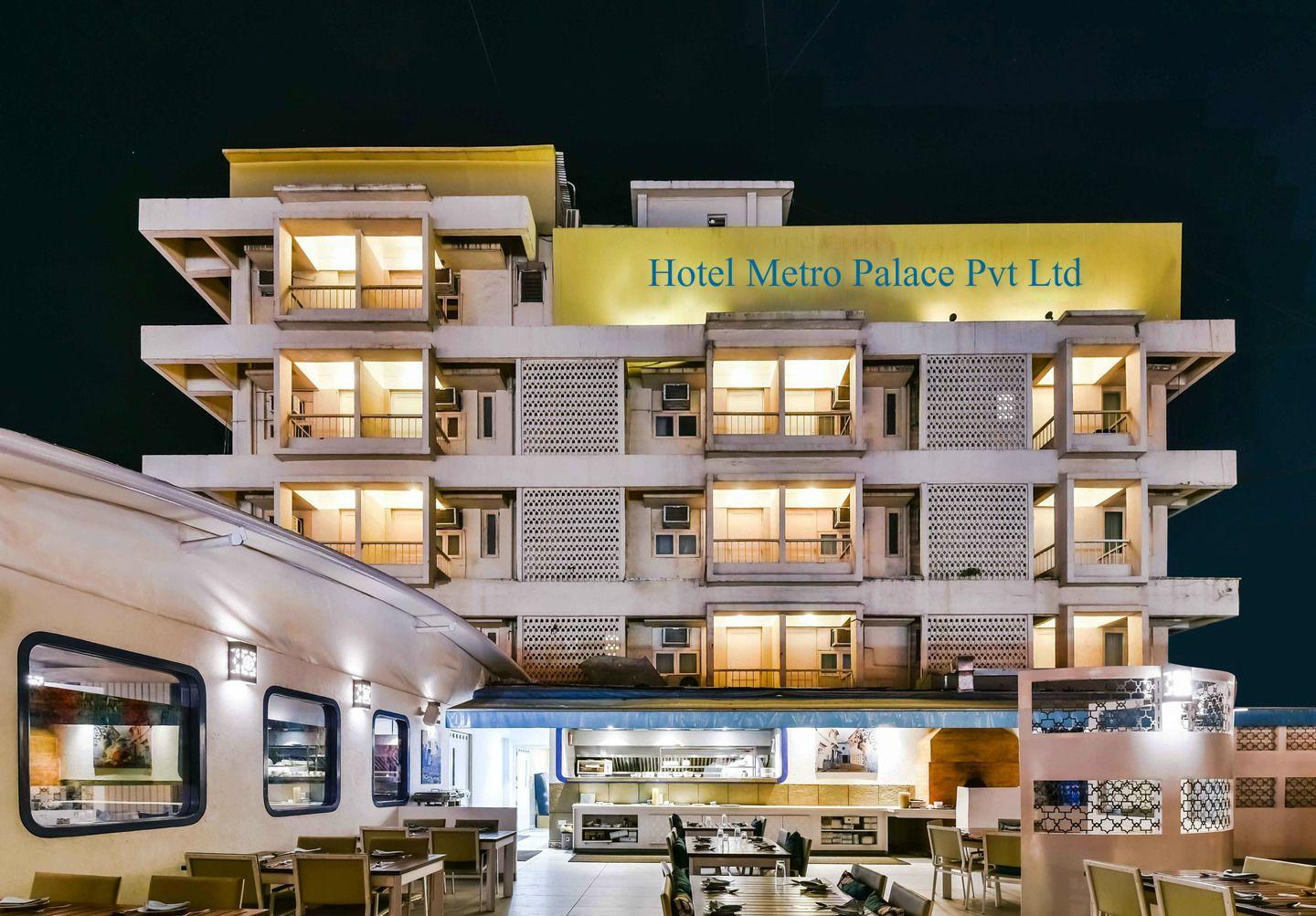 Metro Palace Bandra