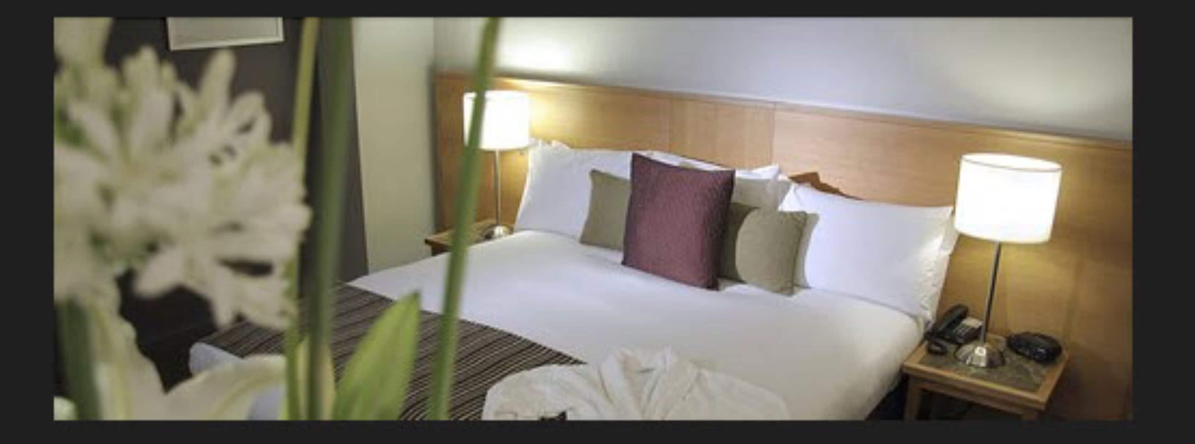 Satkar Residency Hotel 4*