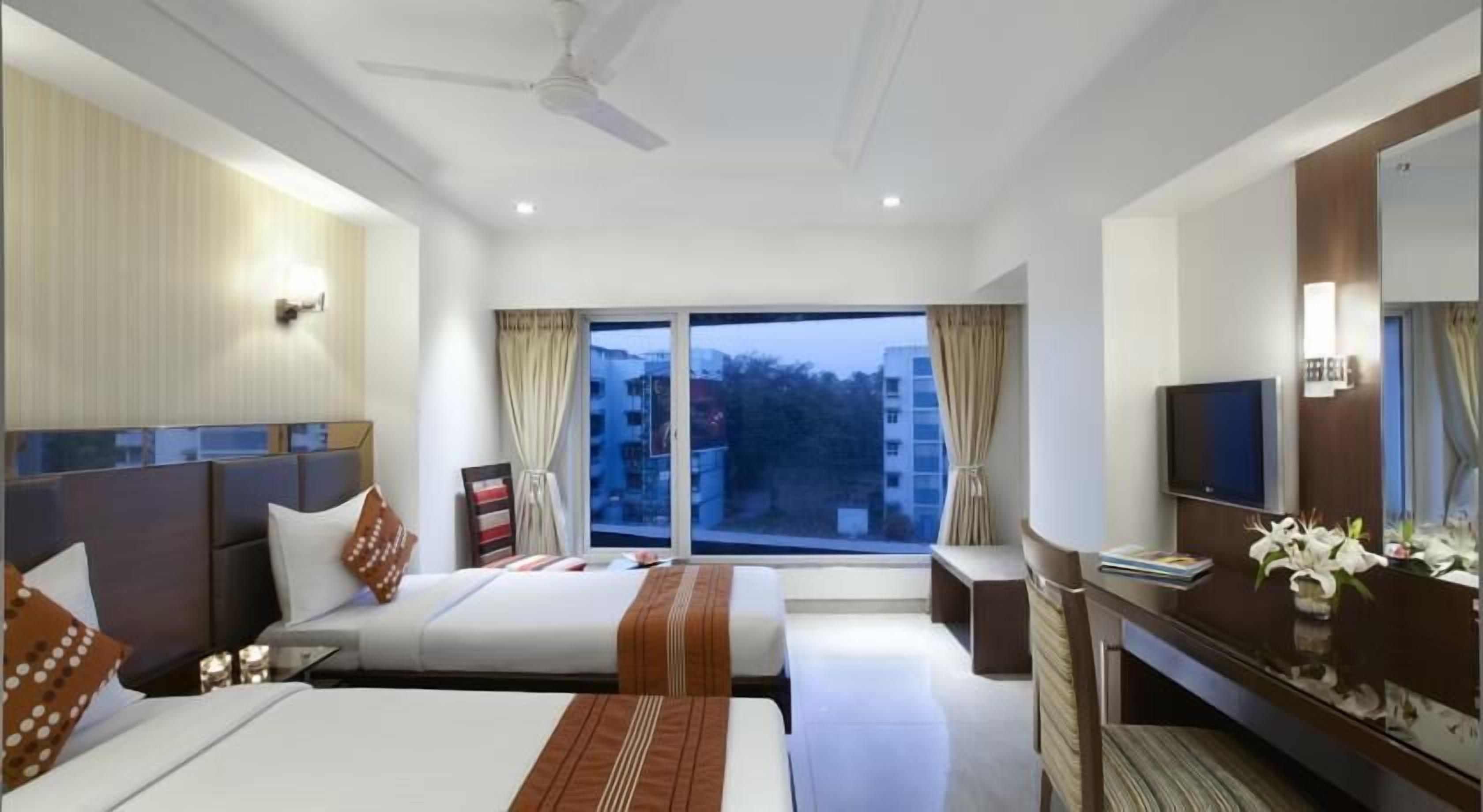 Suba Galaxy Hotel 4*