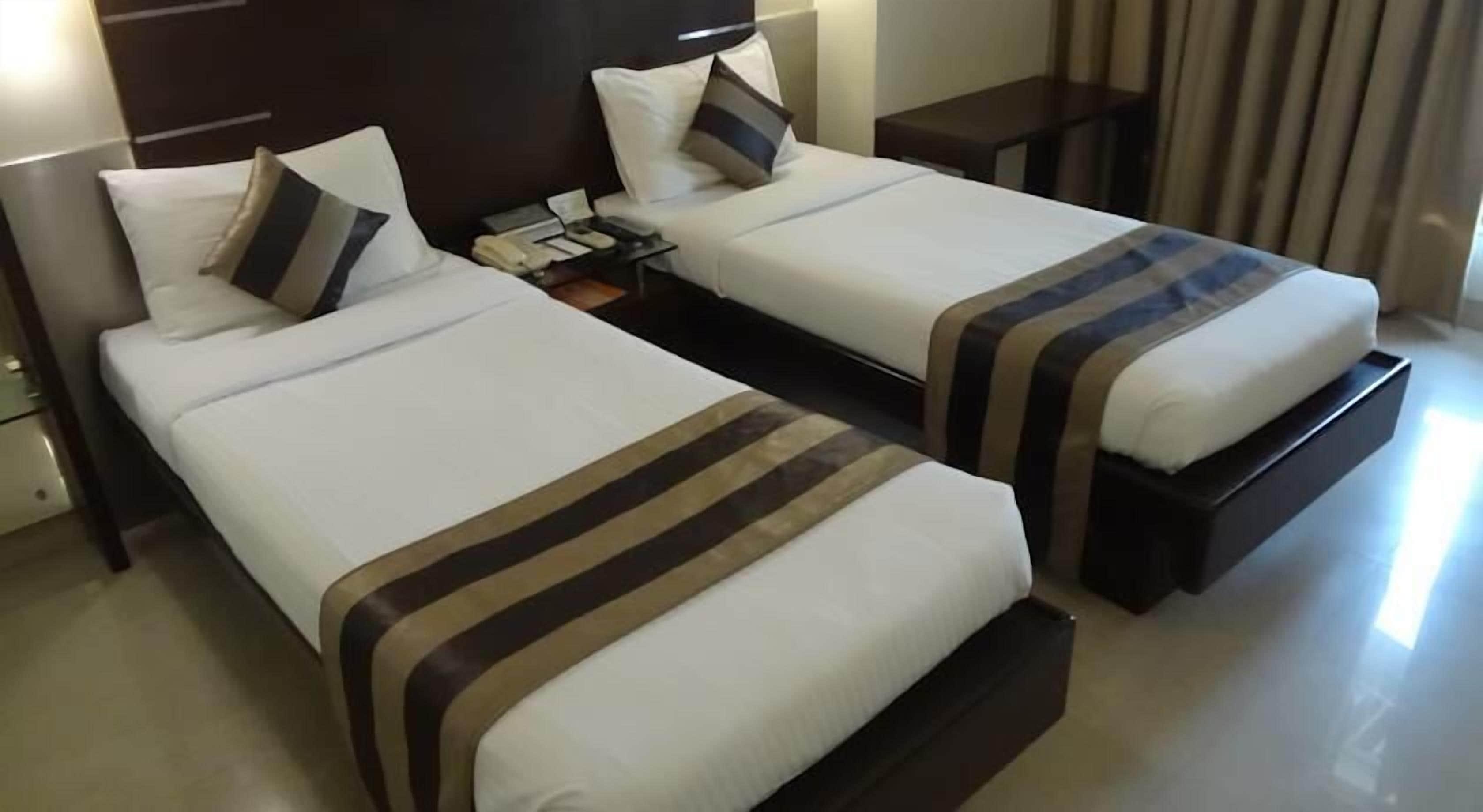 Hotel Suba Galaxy 4*