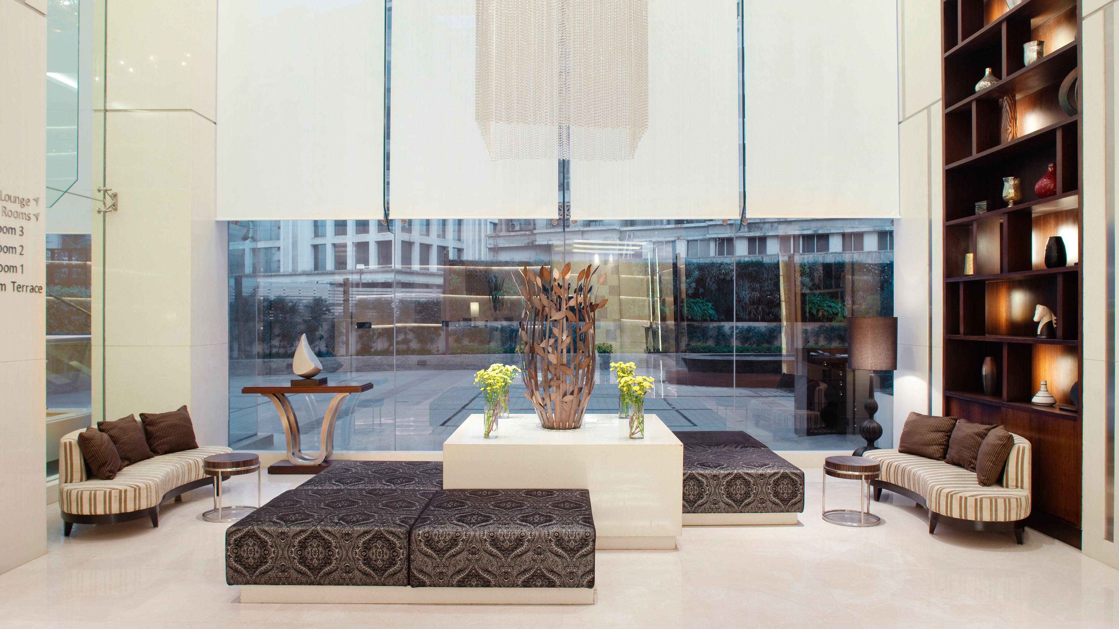 International Airport By Ihg 5*