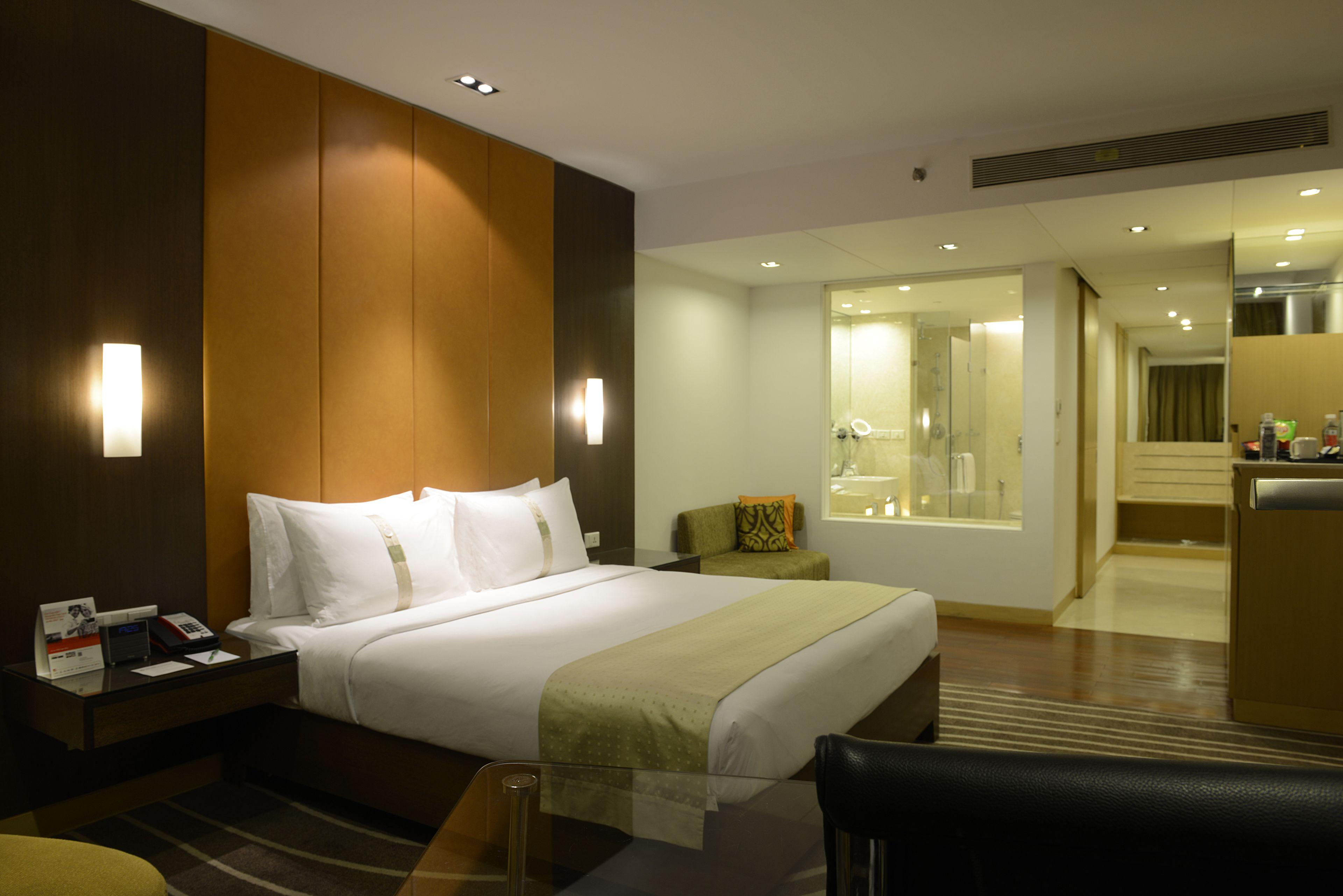 International Airport By Ihg 5*