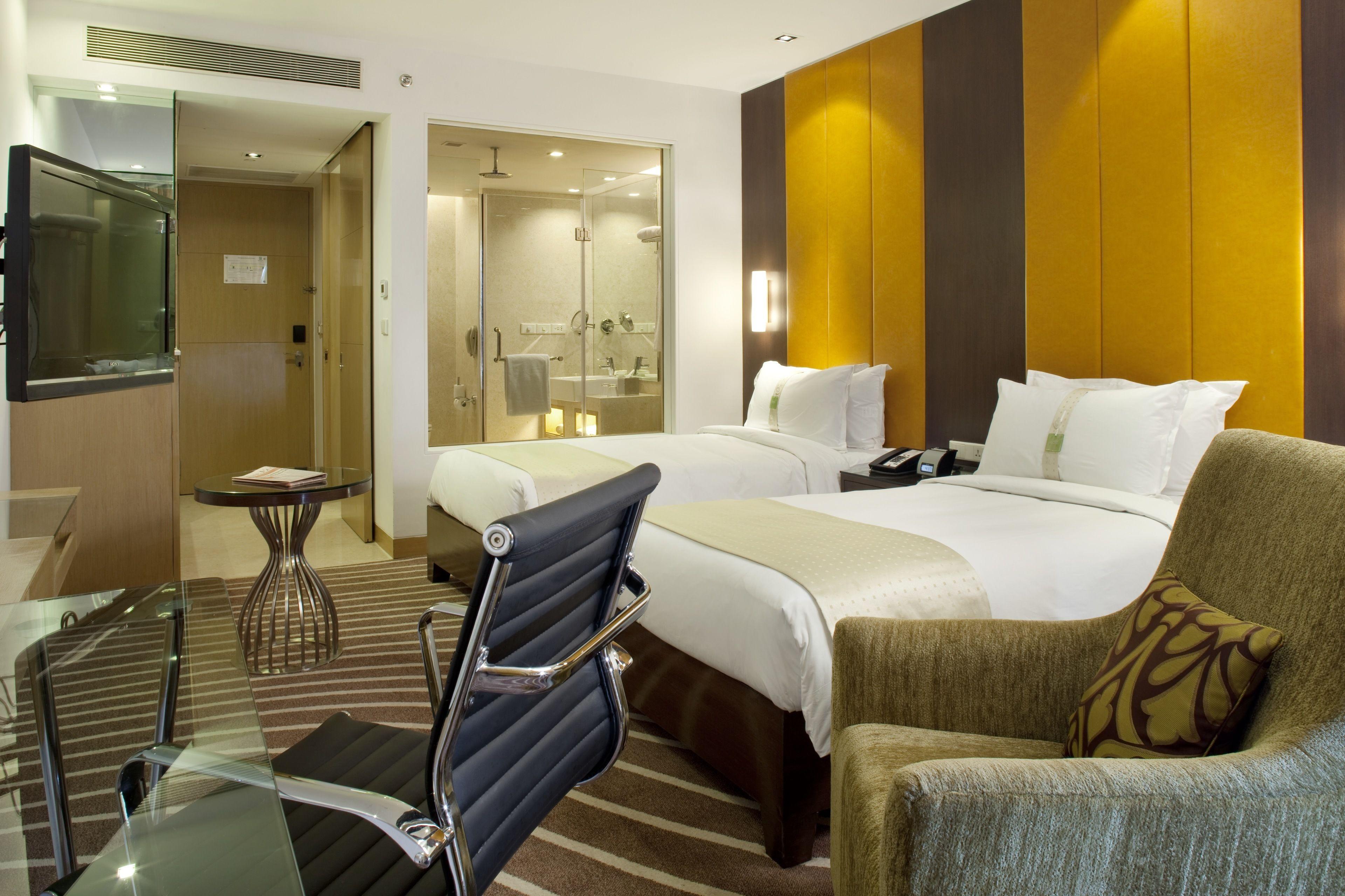 International Airport By Ihg Hotel 5*