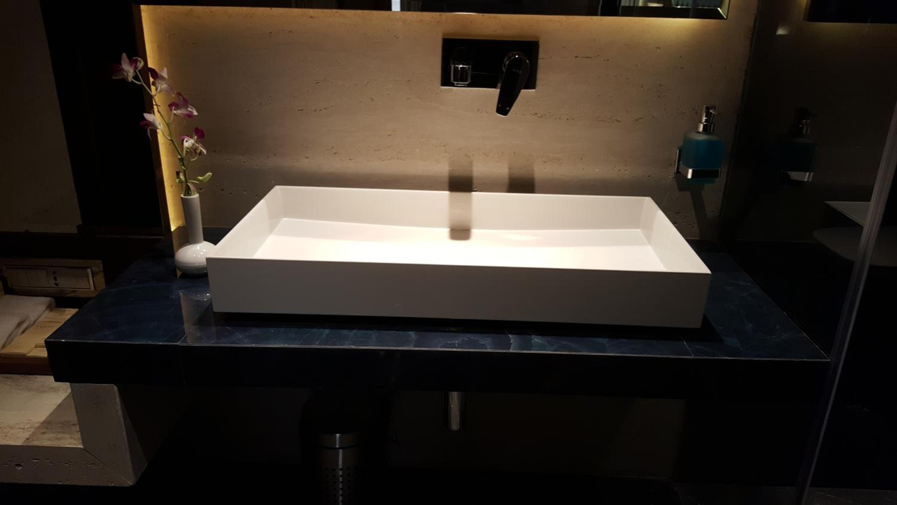 Peninsula Redpine 3* Mumbai