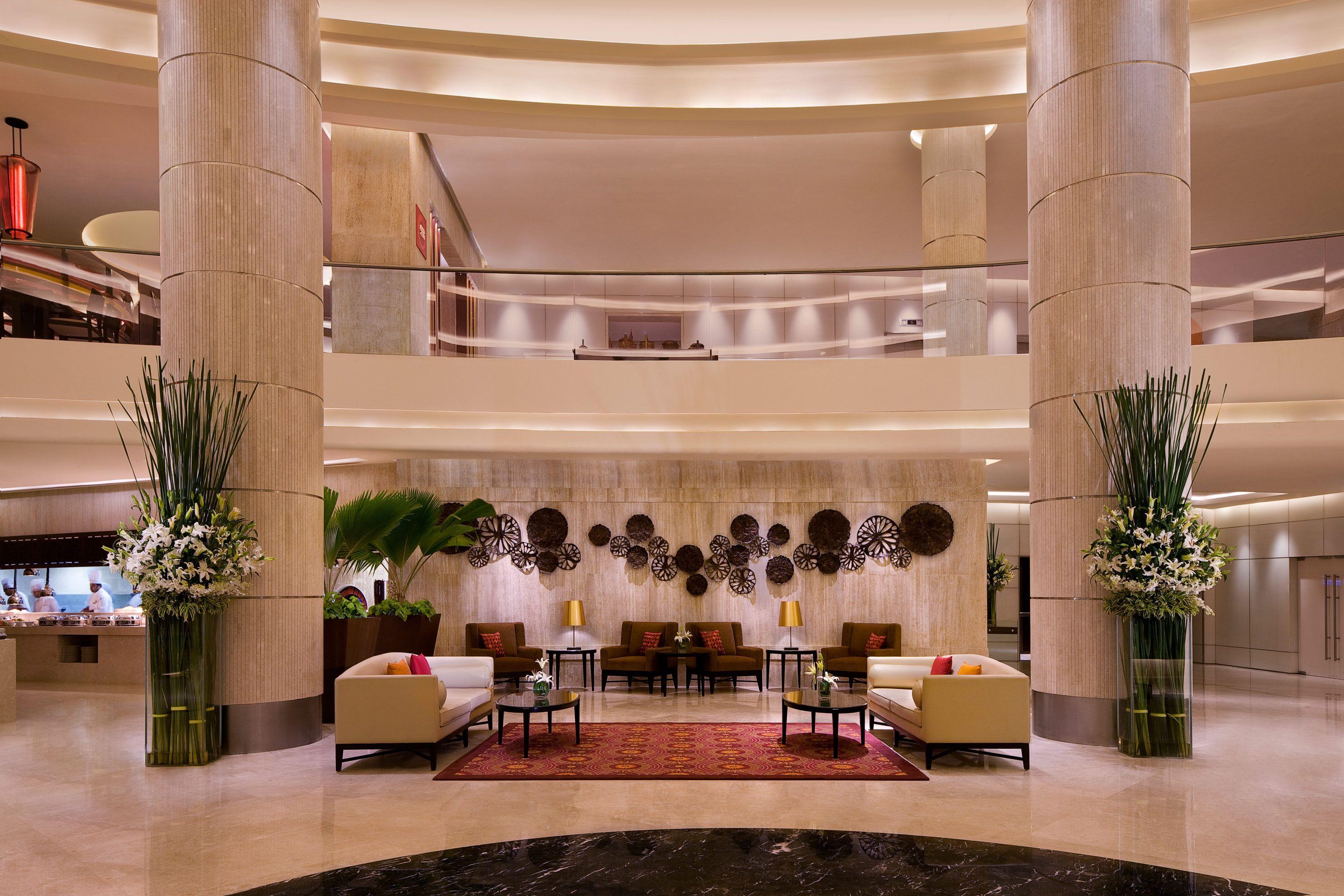 Courtyard By Marriott International Airport 5*