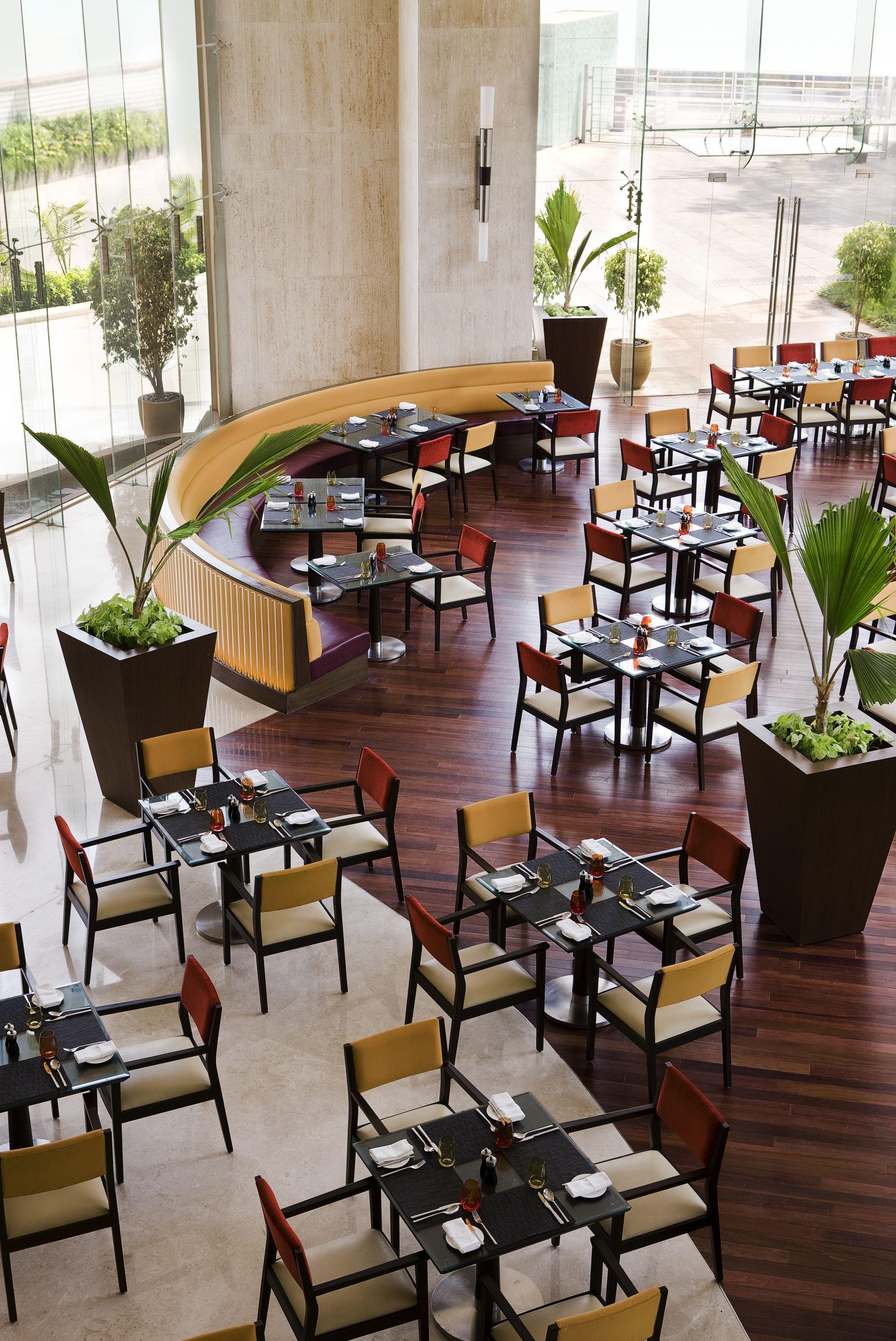 Courtyard By Marriott International Airport 5*