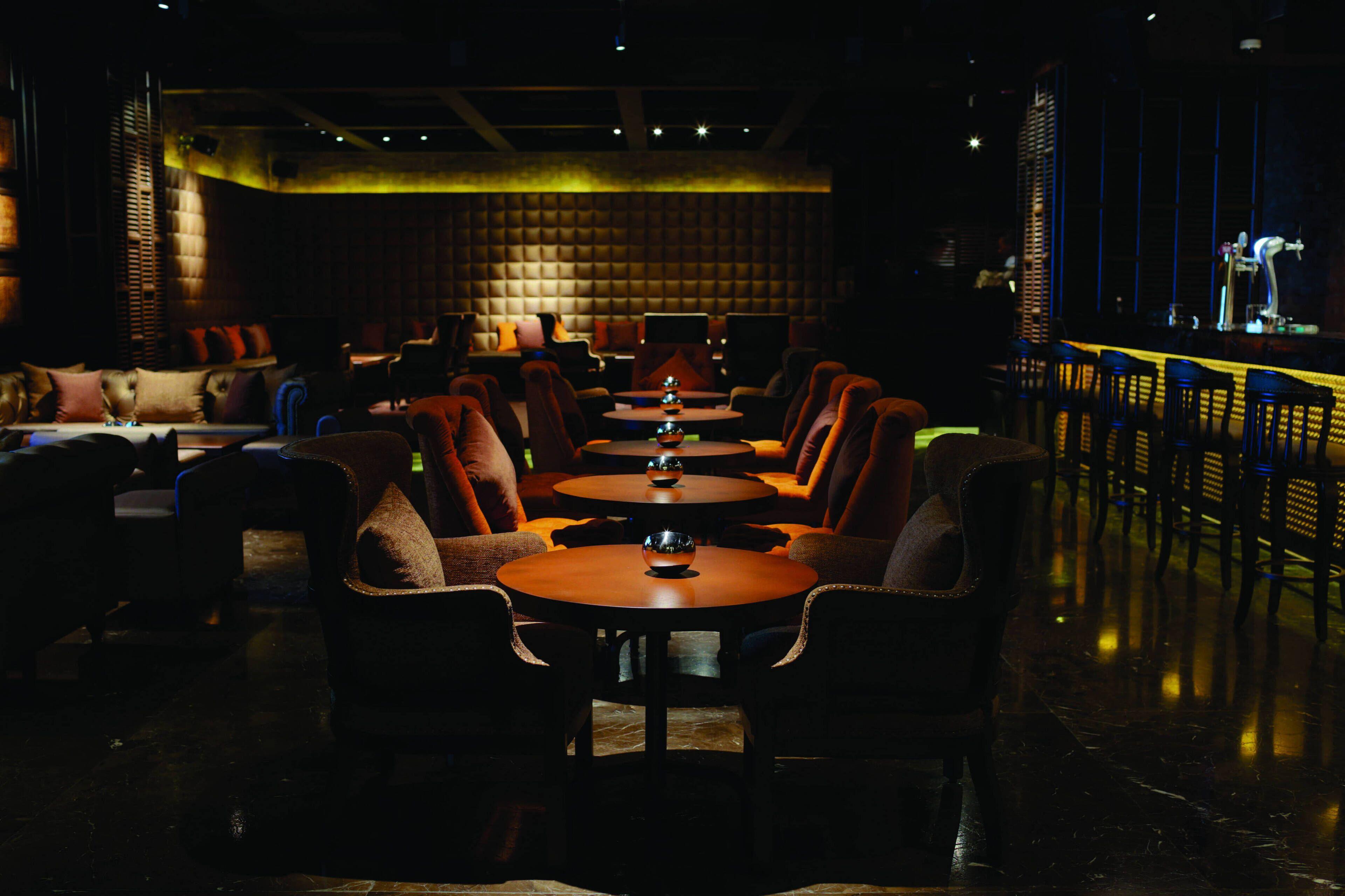 Courtyard By Marriott International Airport