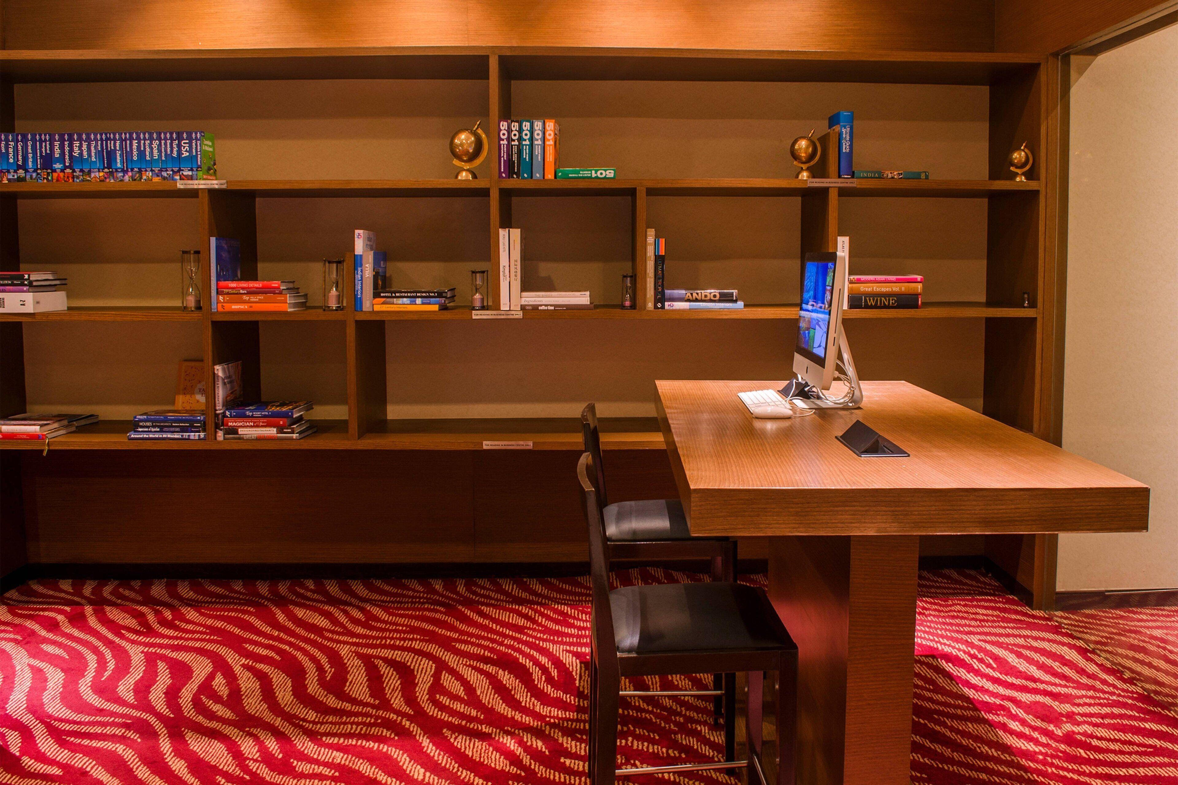 Courtyard By Marriott International Airport Hotel 5*