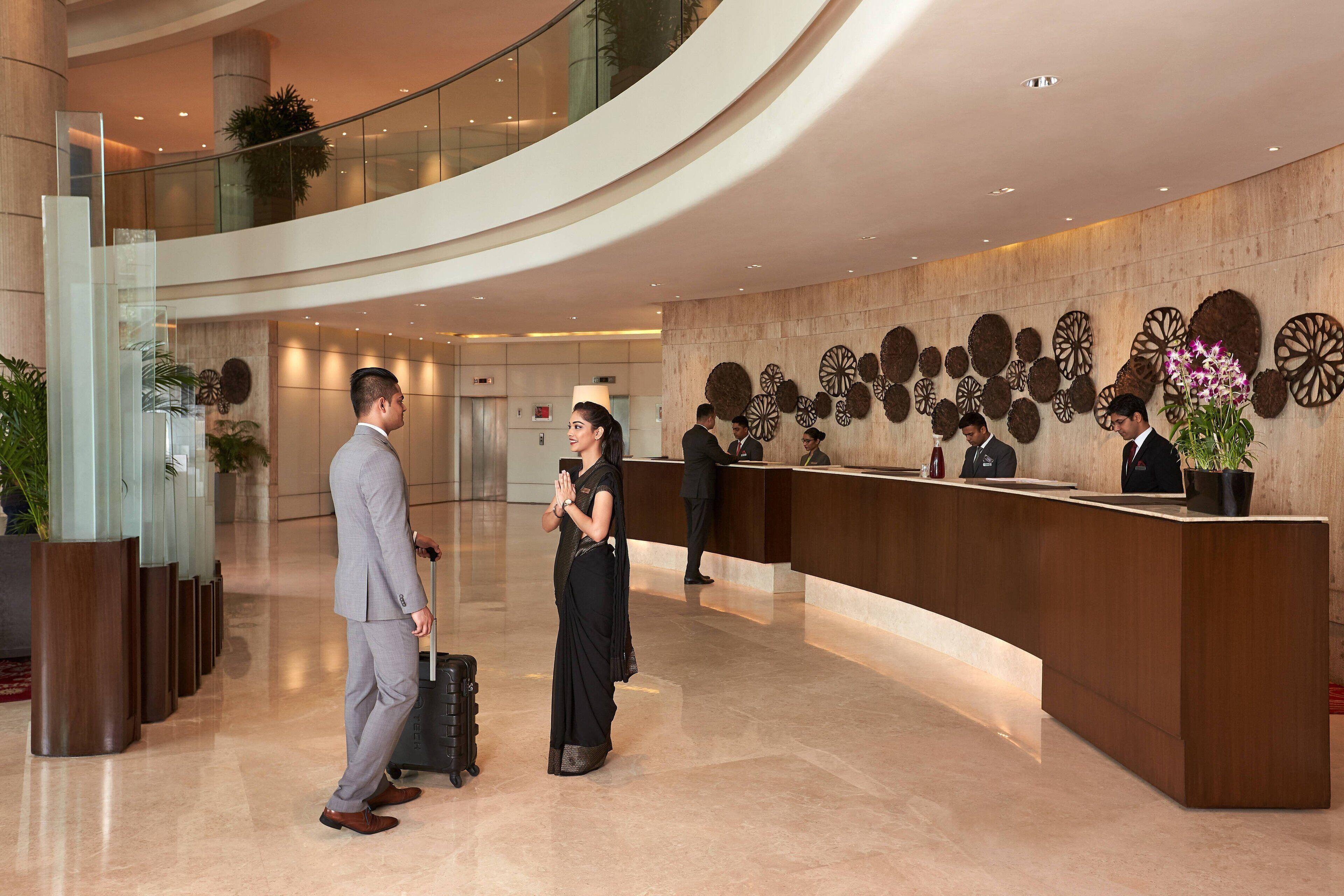 Courtyard By Marriott International Airport Hotel