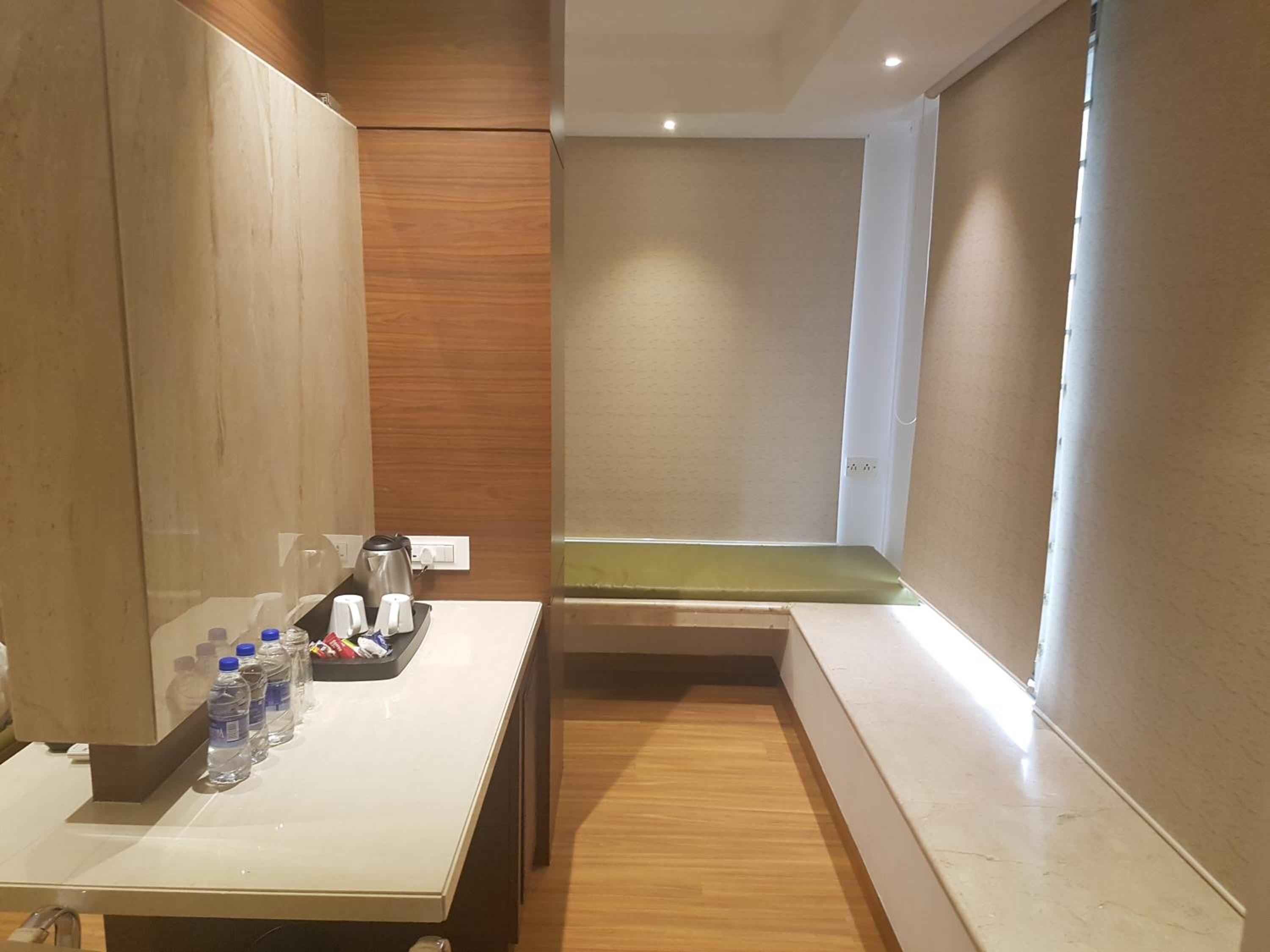 Hotel Suncity Apollo - Gateway Of India Mumbai