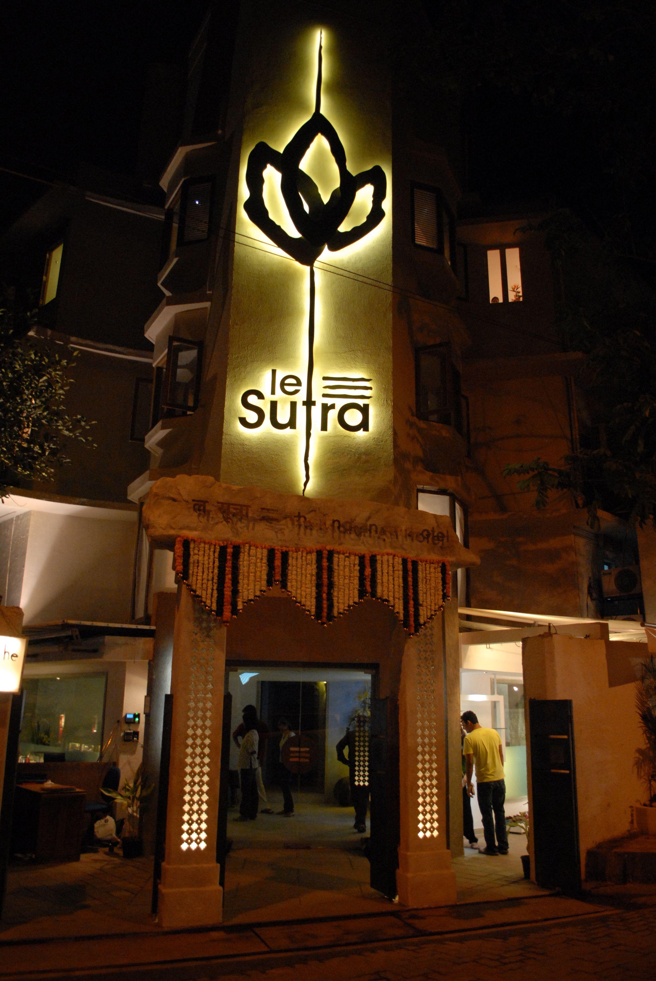 Hotel Le Sutra Hotel, Khar, 4*