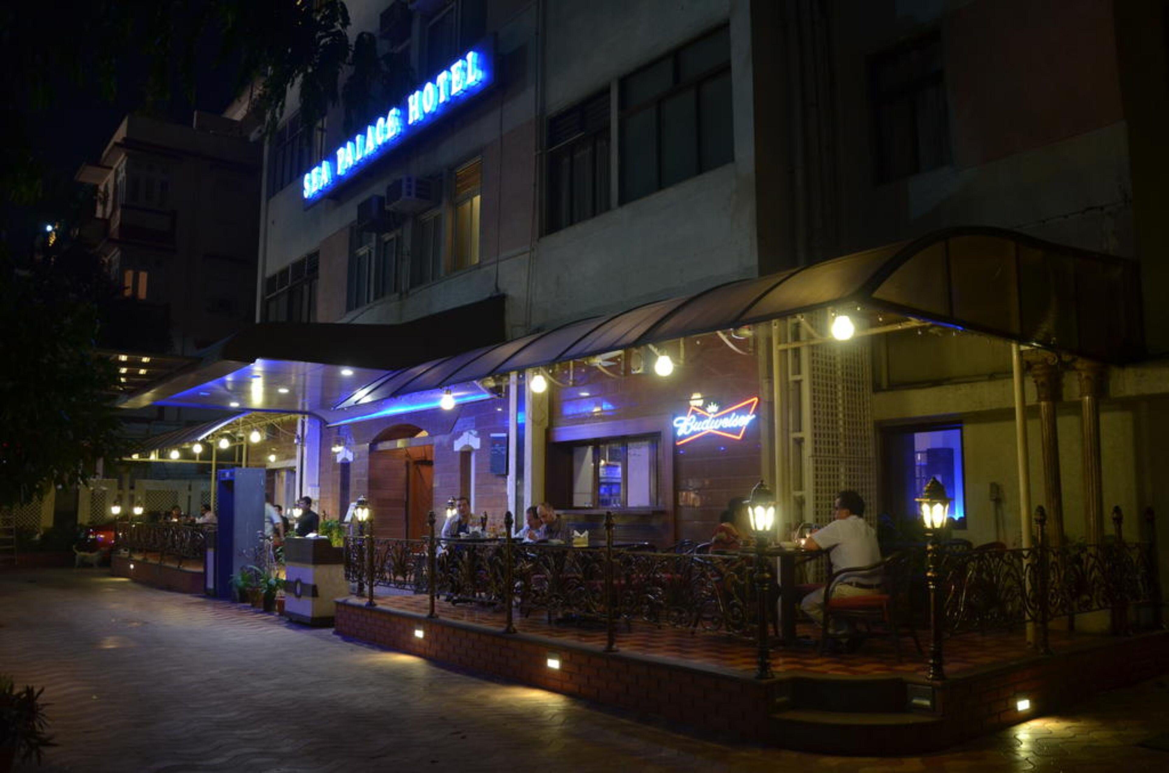 Sea Palace - Near Gateway Of India 3*