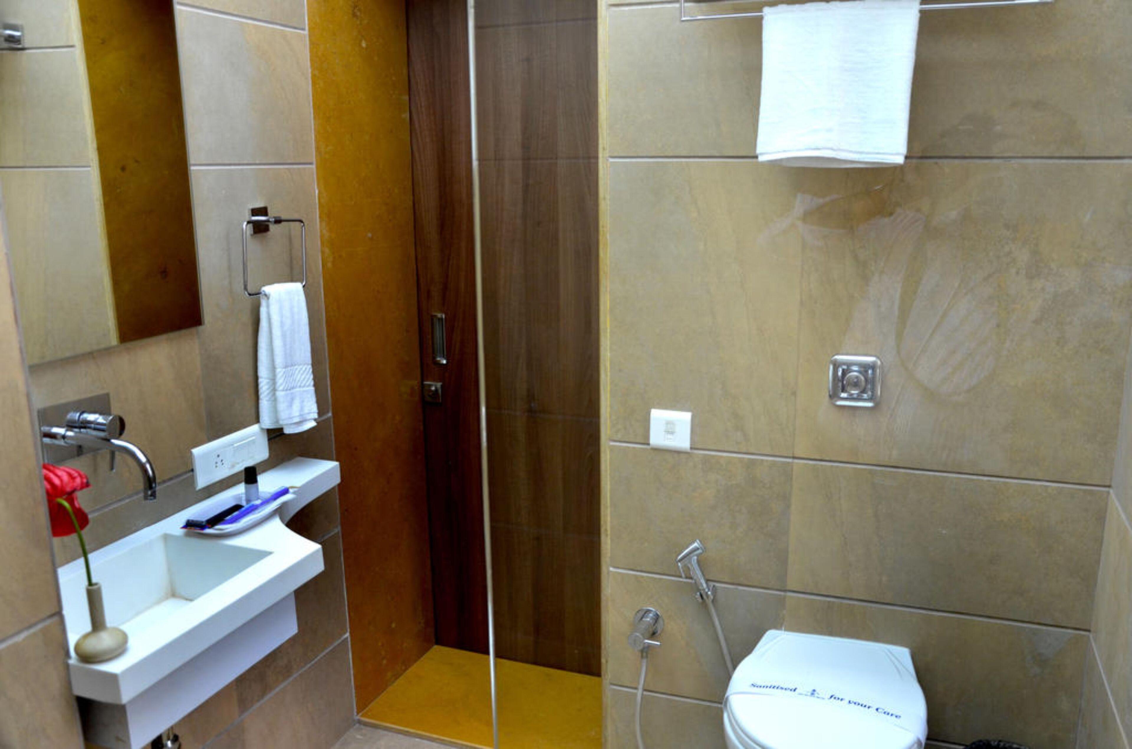 Hotel Sea Palace - Near Gateway Of India Mumbai