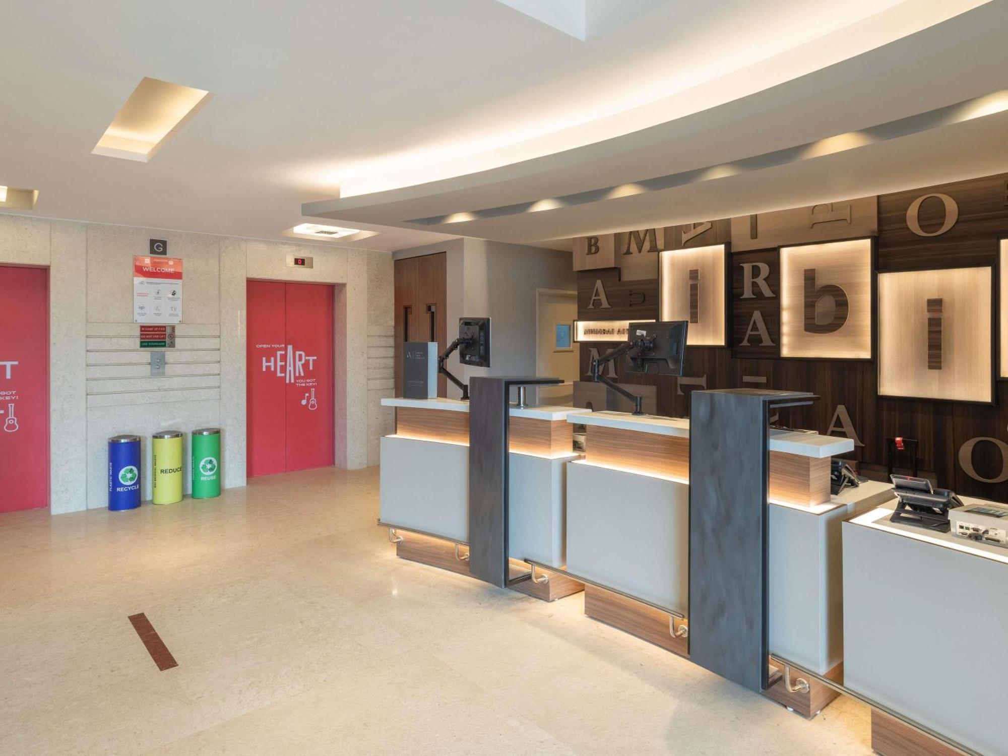 Hotel Ibis Airport - An Accor Brand