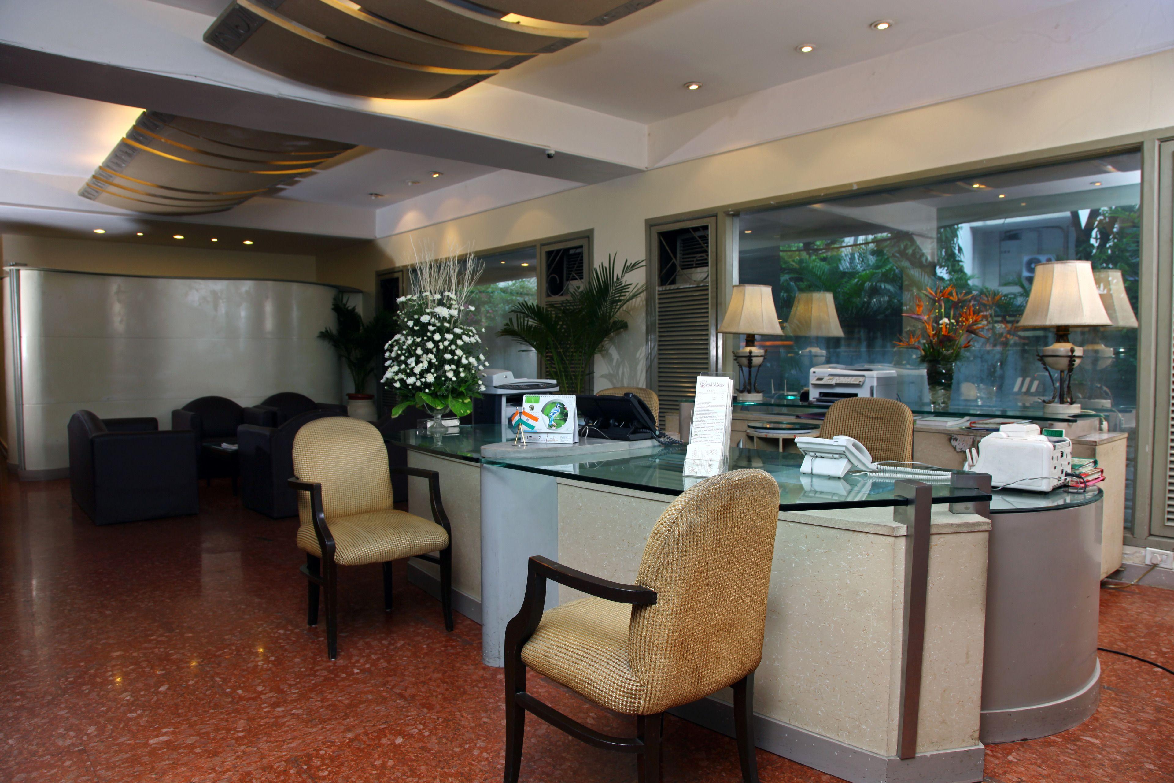 Bloom - Juhu Hotel