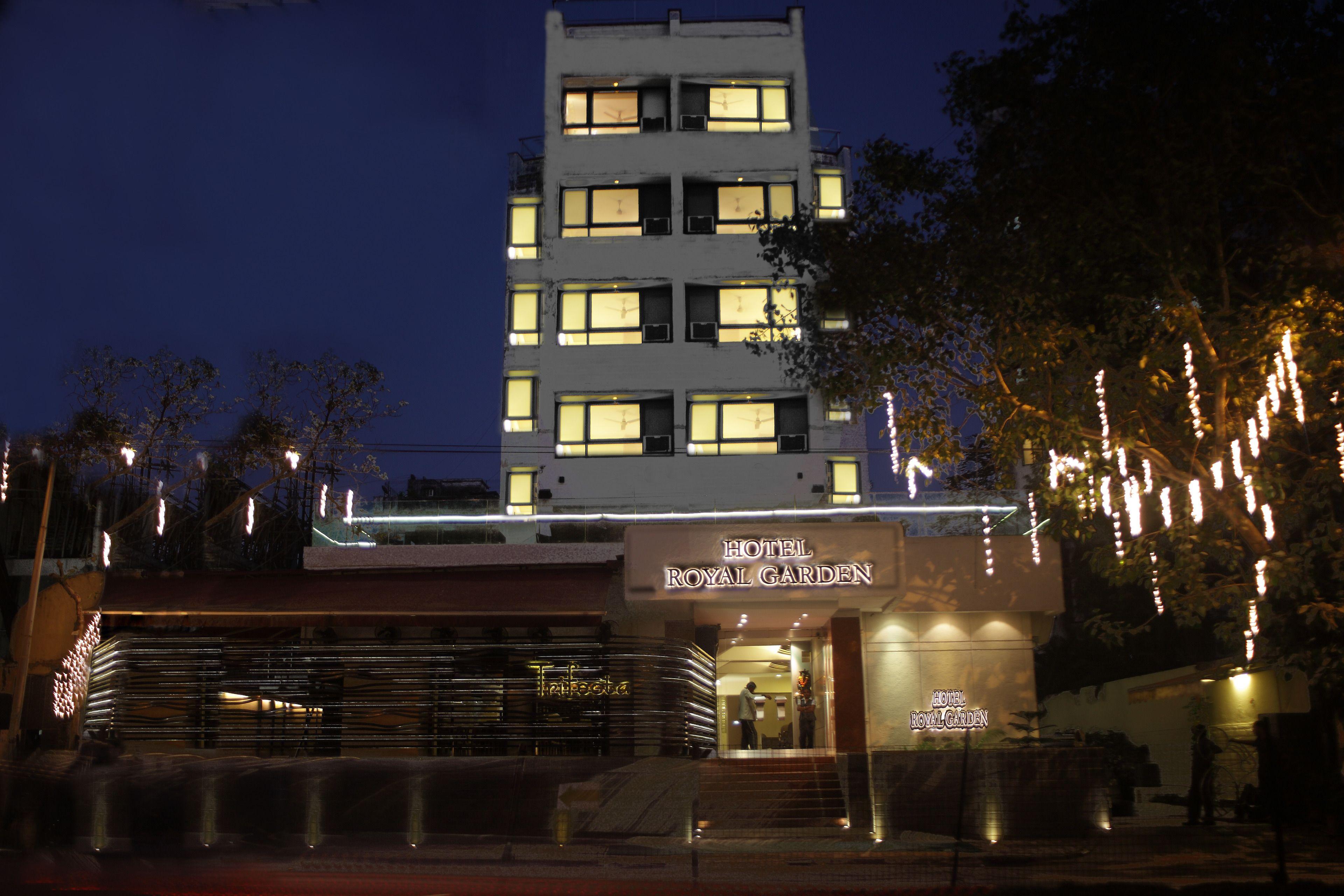 Bloom - Juhu