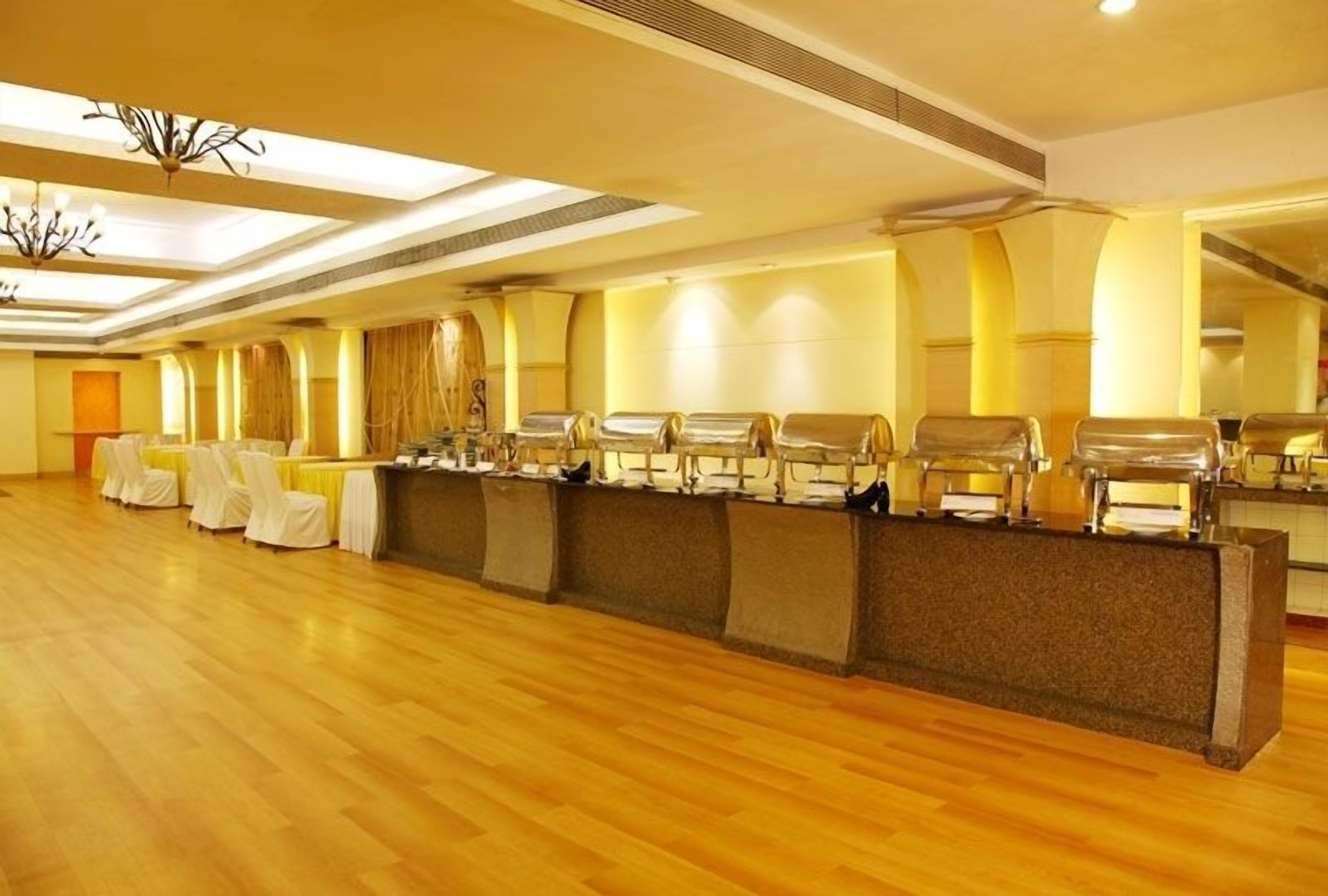 Bloom - Juhu Hotel Mumbai