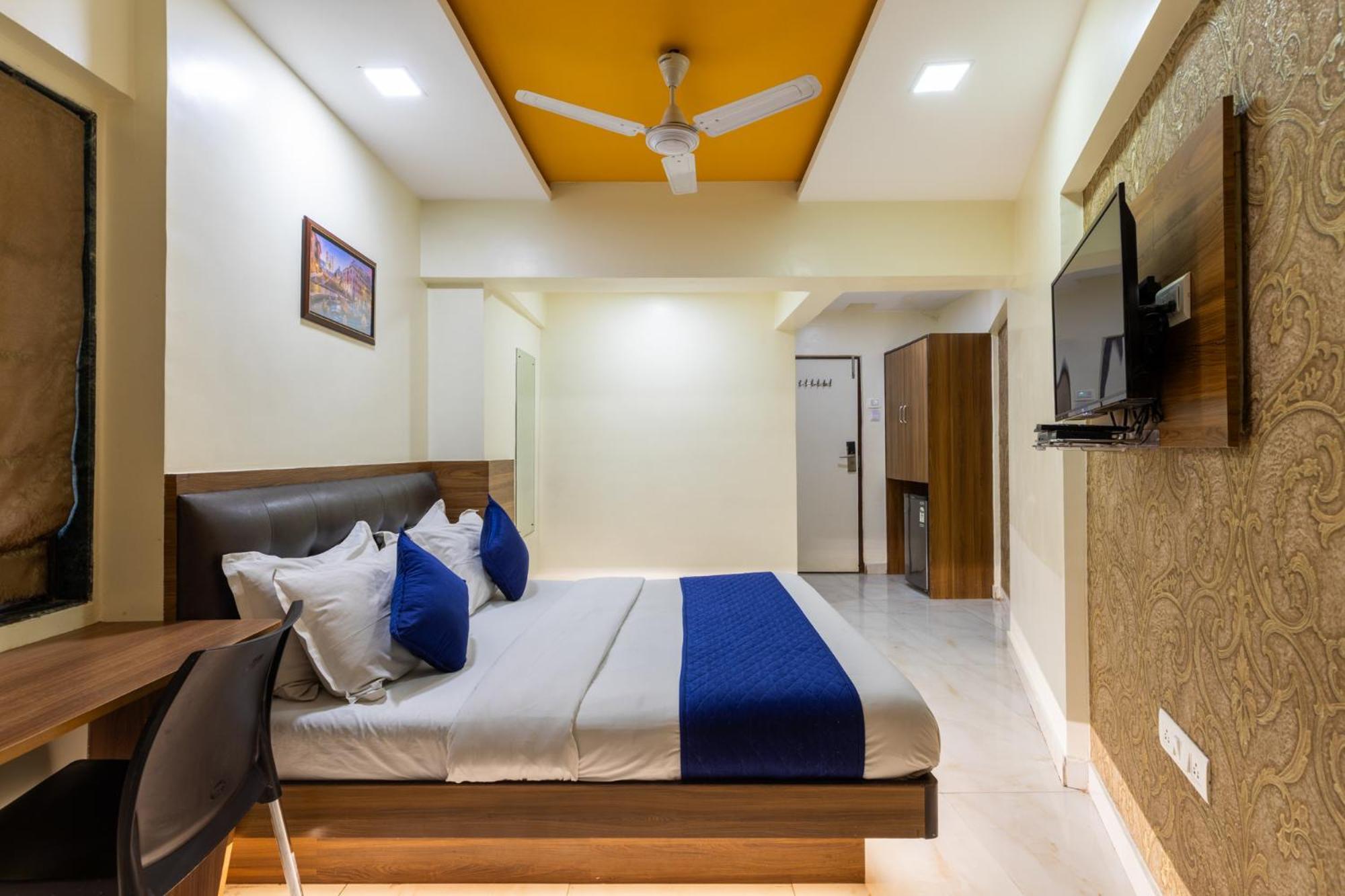 Hotel Jodiya - Near Cst Hotel