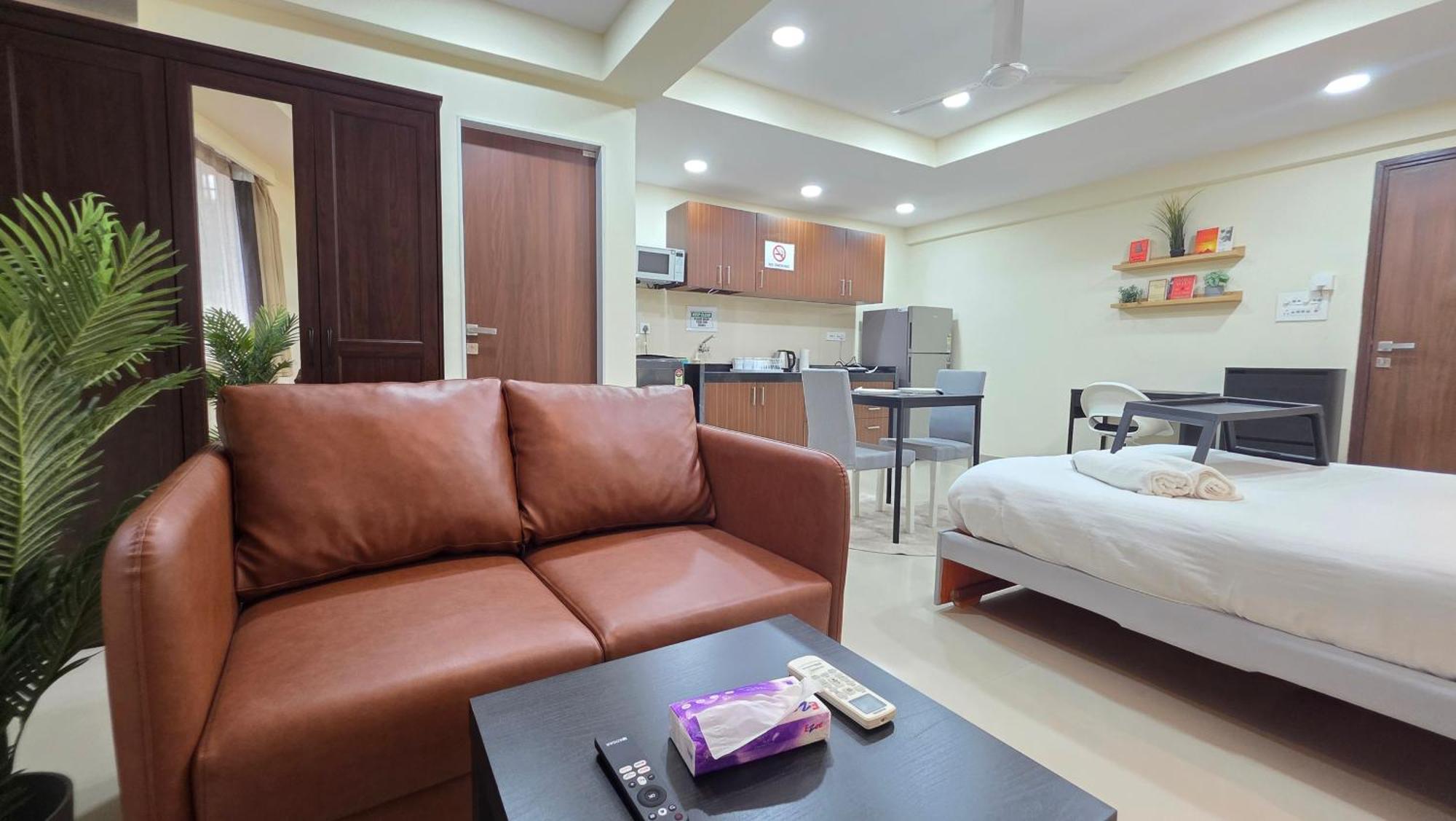 Apartment Lite - Khar West Mumbai