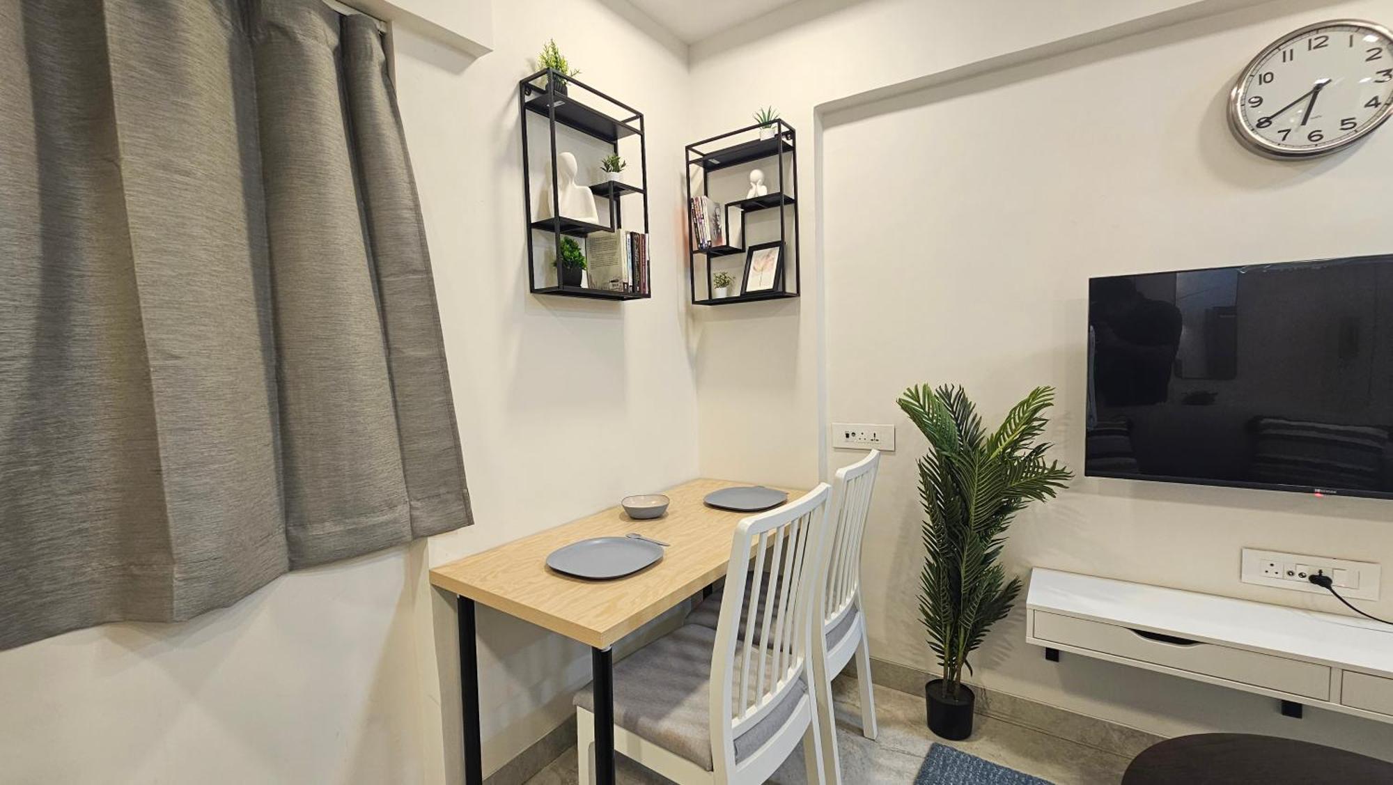 Apartment Lite - Khar West