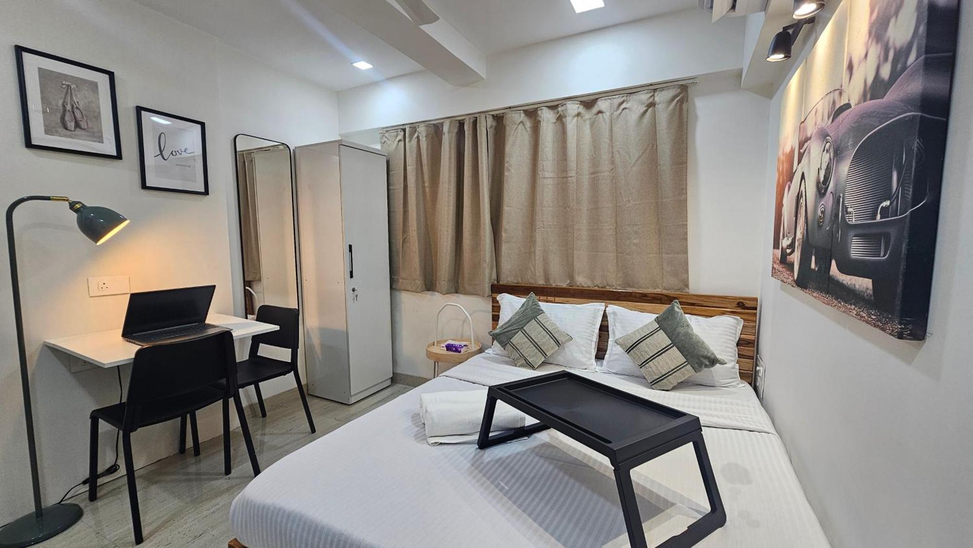 Lite - Khar West Apartment *