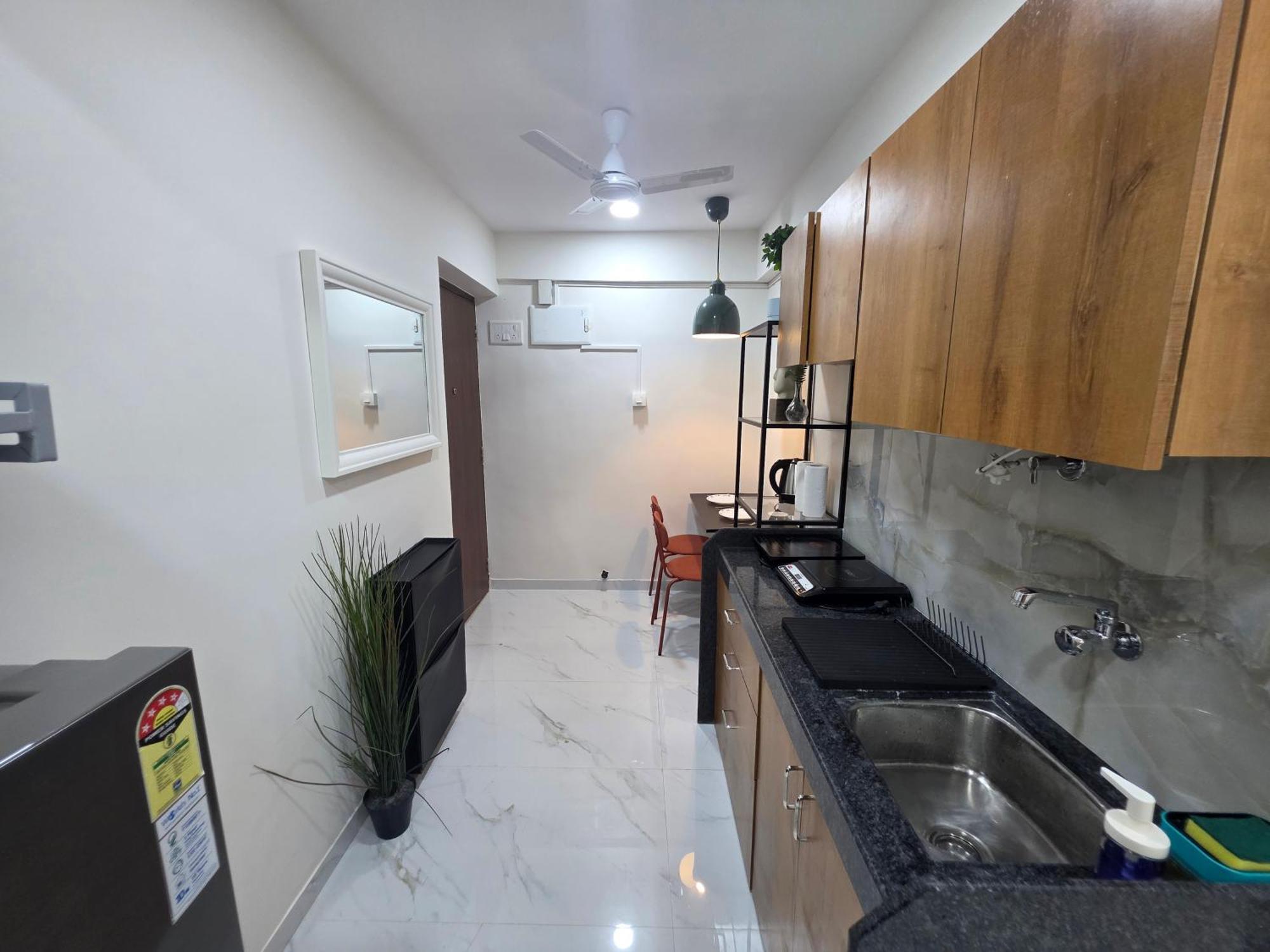 Lite - Khar West * Mumbai