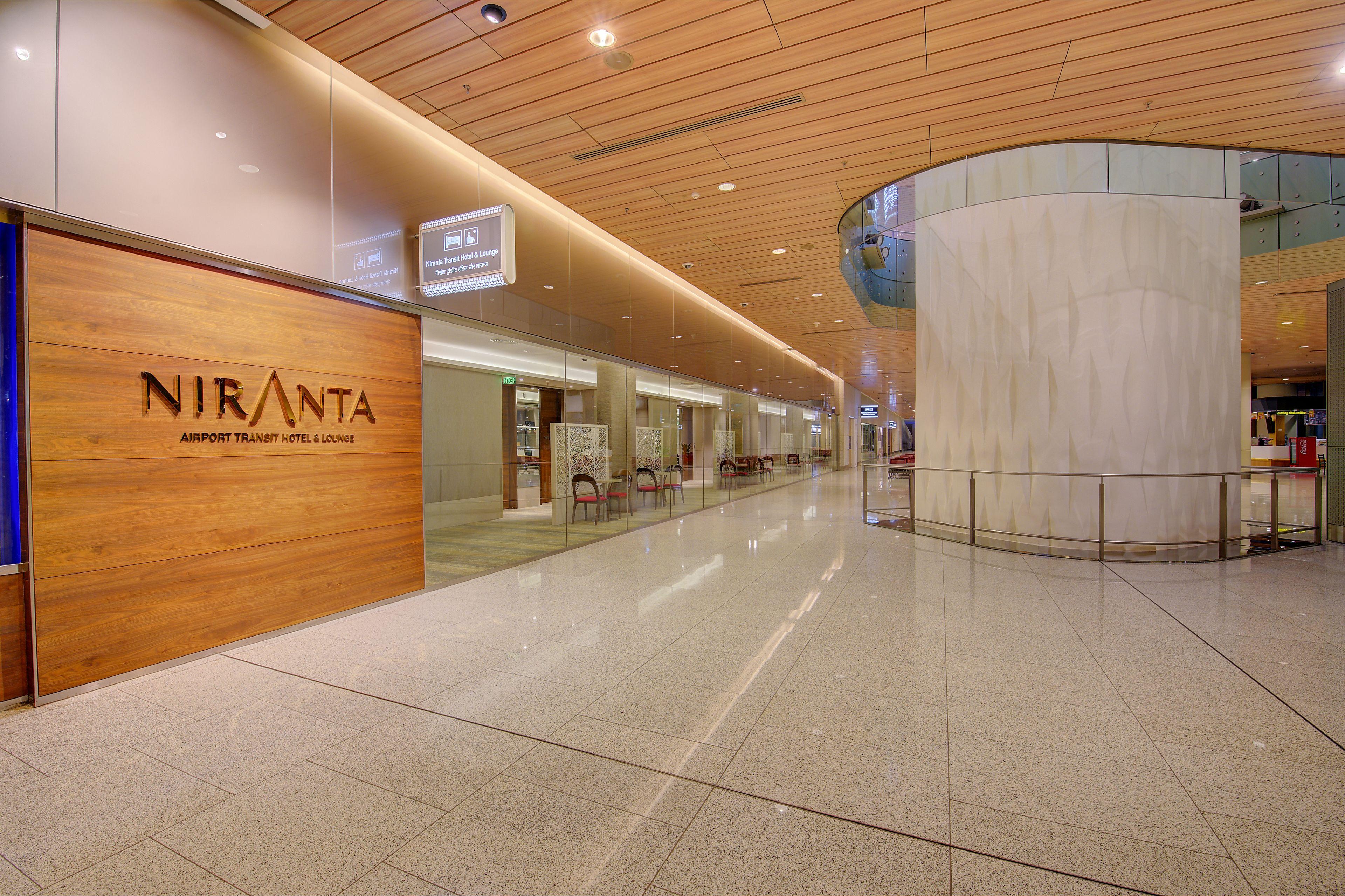 Hotel Niranta Airport Transit & Lounge Terminal 2 Arrivals