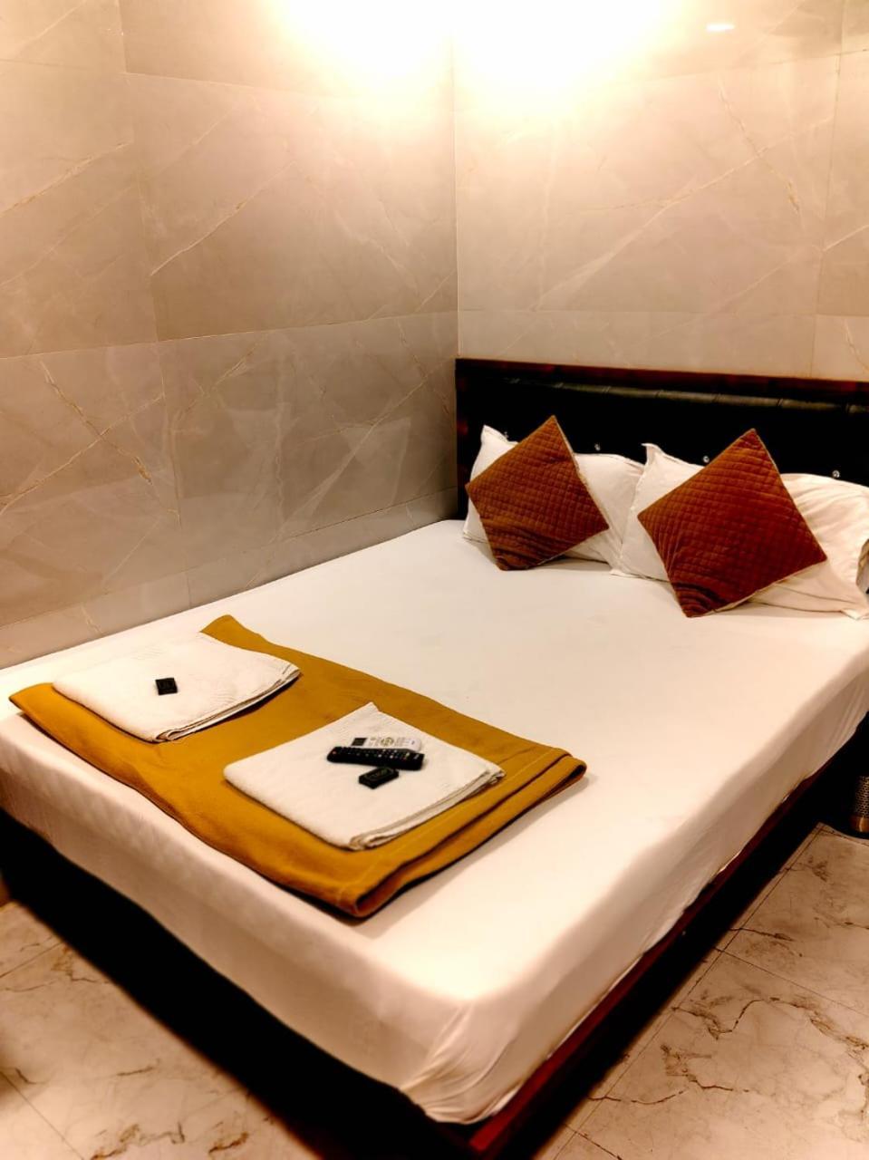 Aashray Residency And Boarding Mumbai