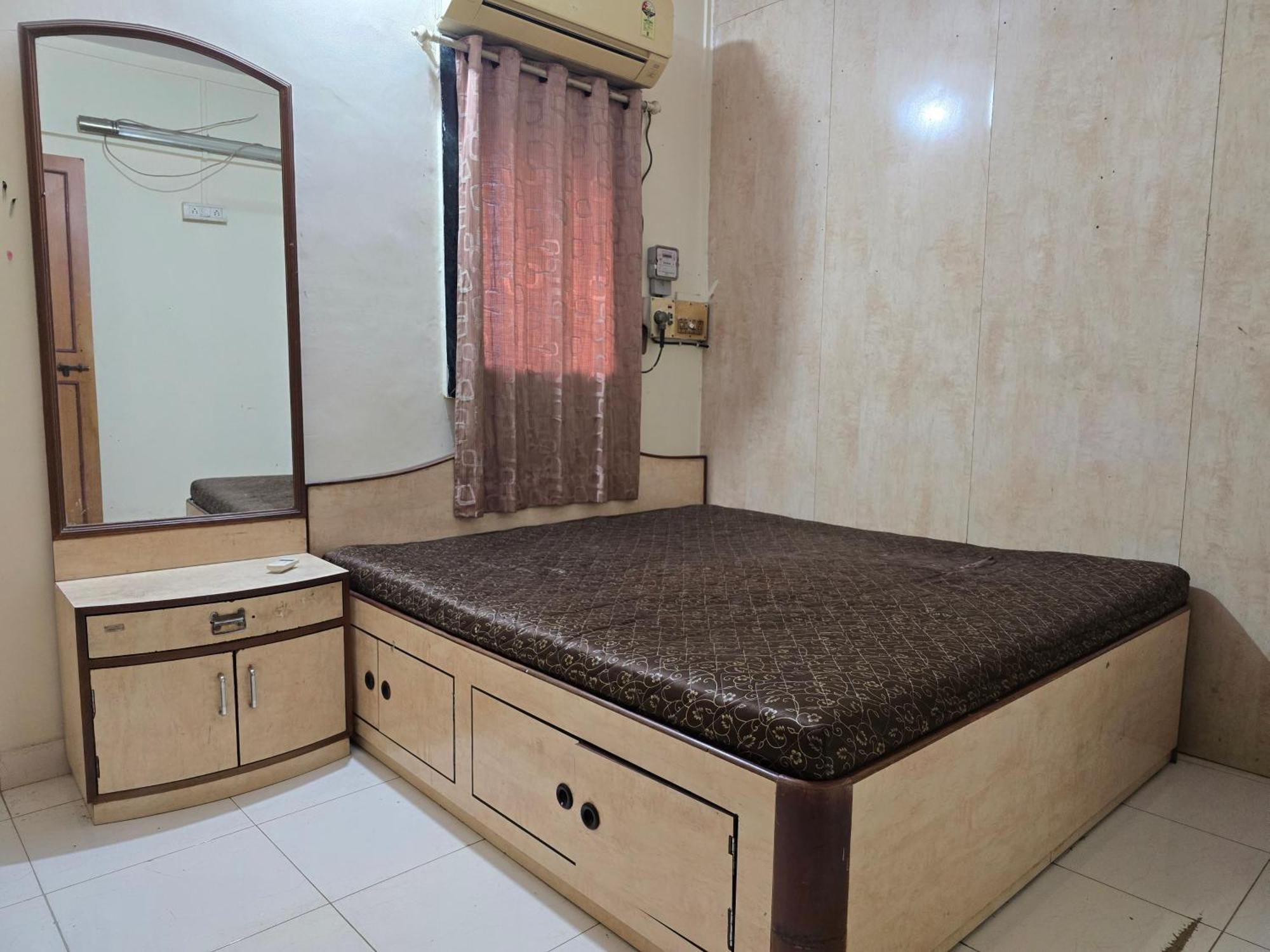 Mumbai Properties Hostel Mumbai