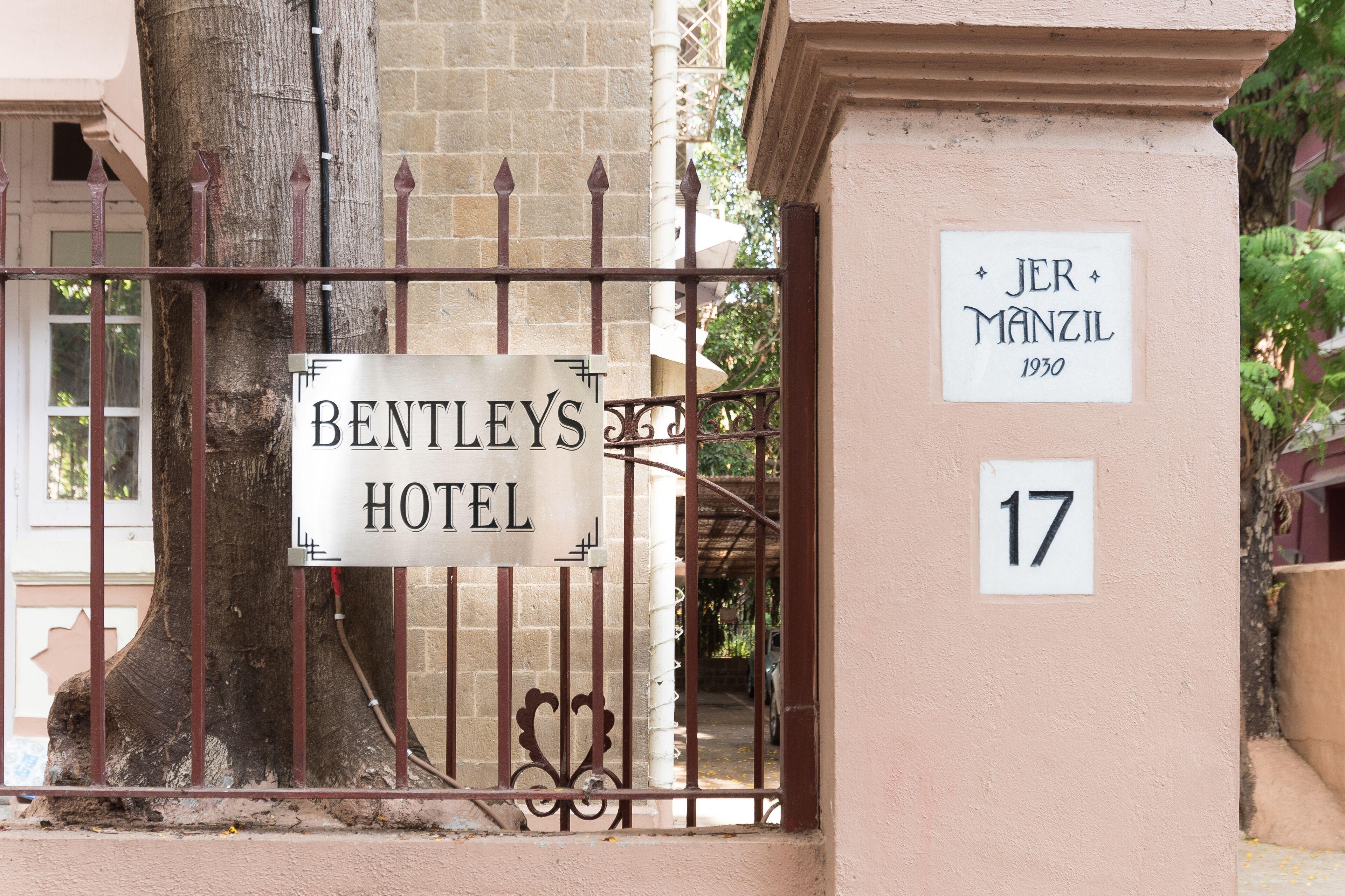 Bentleys Hotel 3* Mumbai