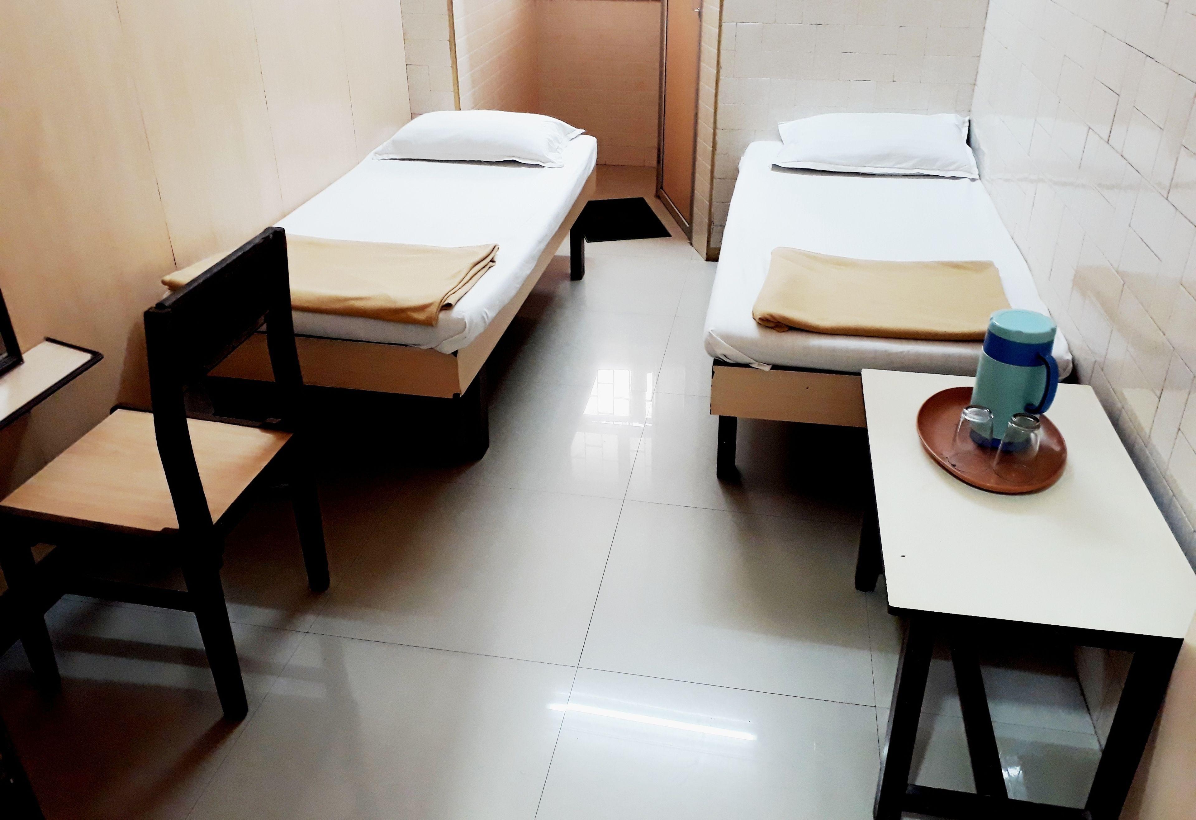 Milan Guest house Mumbai