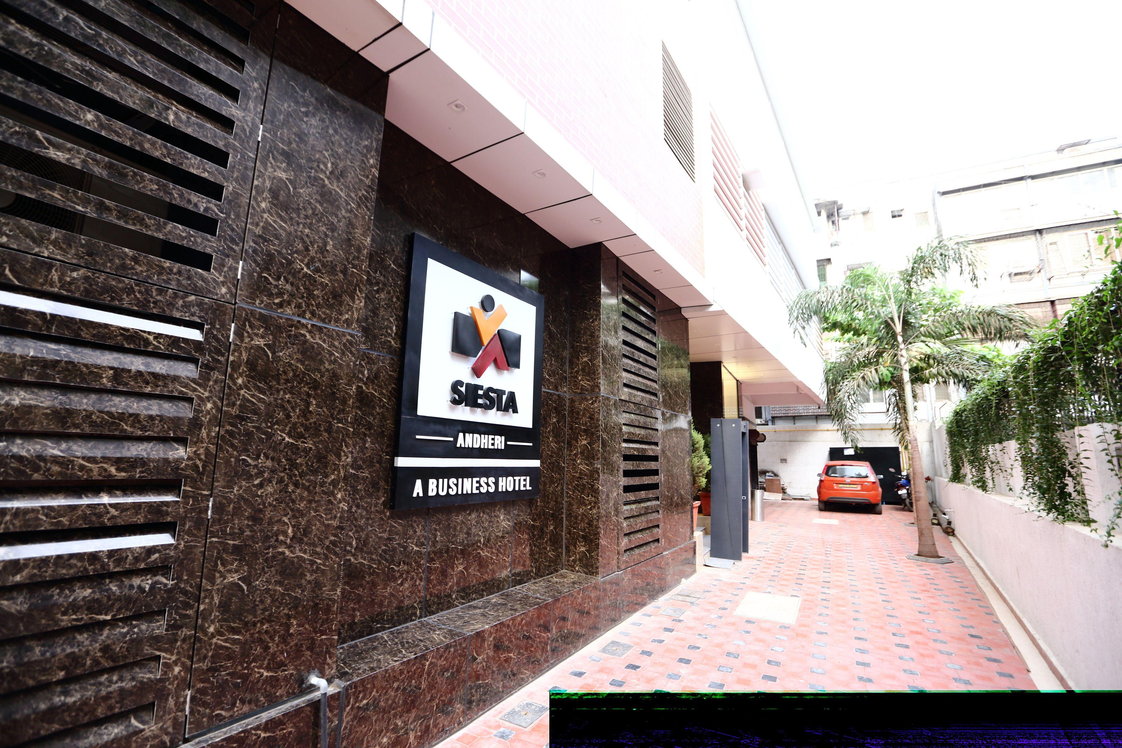 Hotel The Altruist Business Andheri 3*