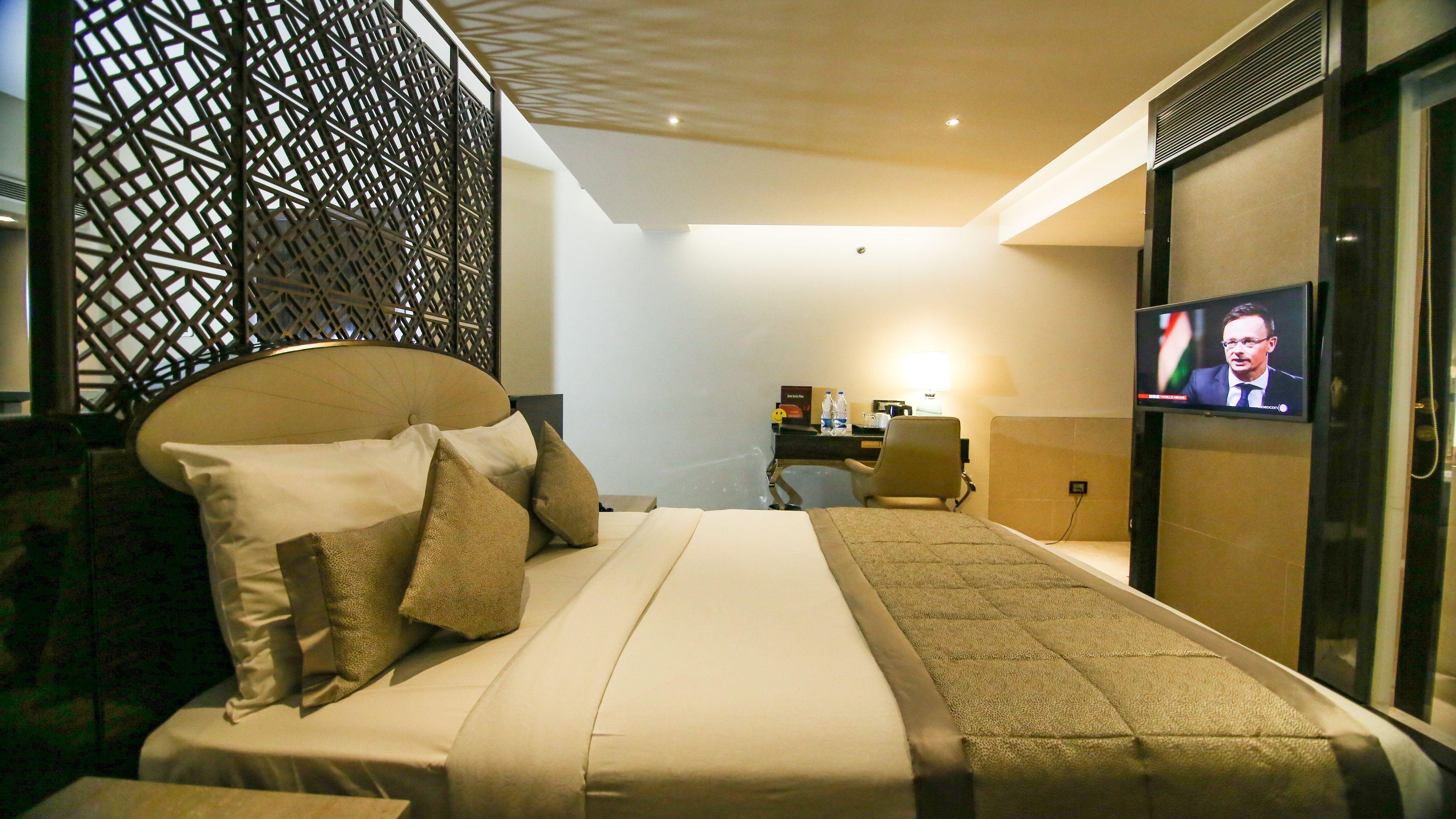 Sai Palace Grand, Malad