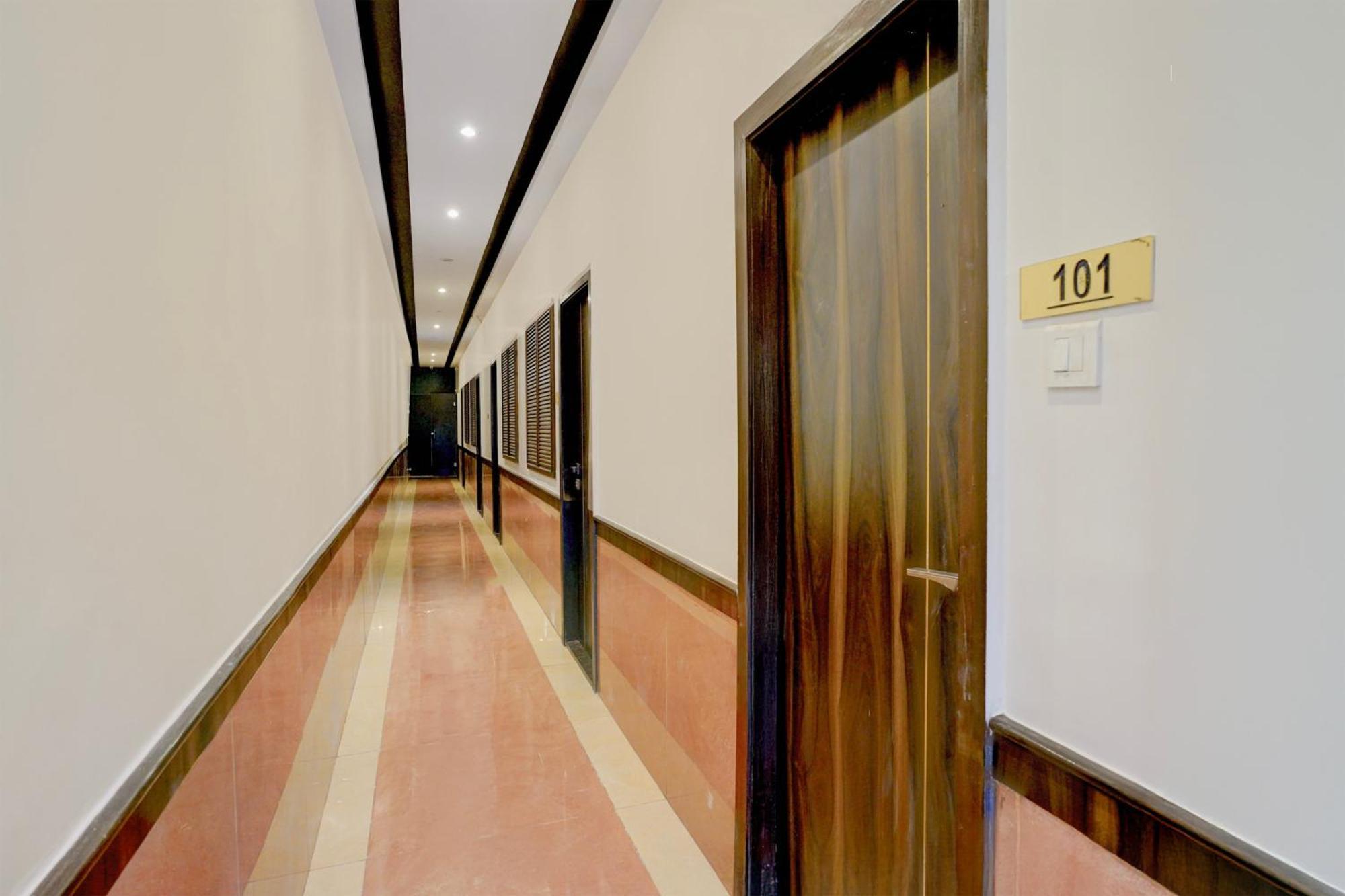 Super Townhouse Andheri Sakinaka Metro Formerly Hotel