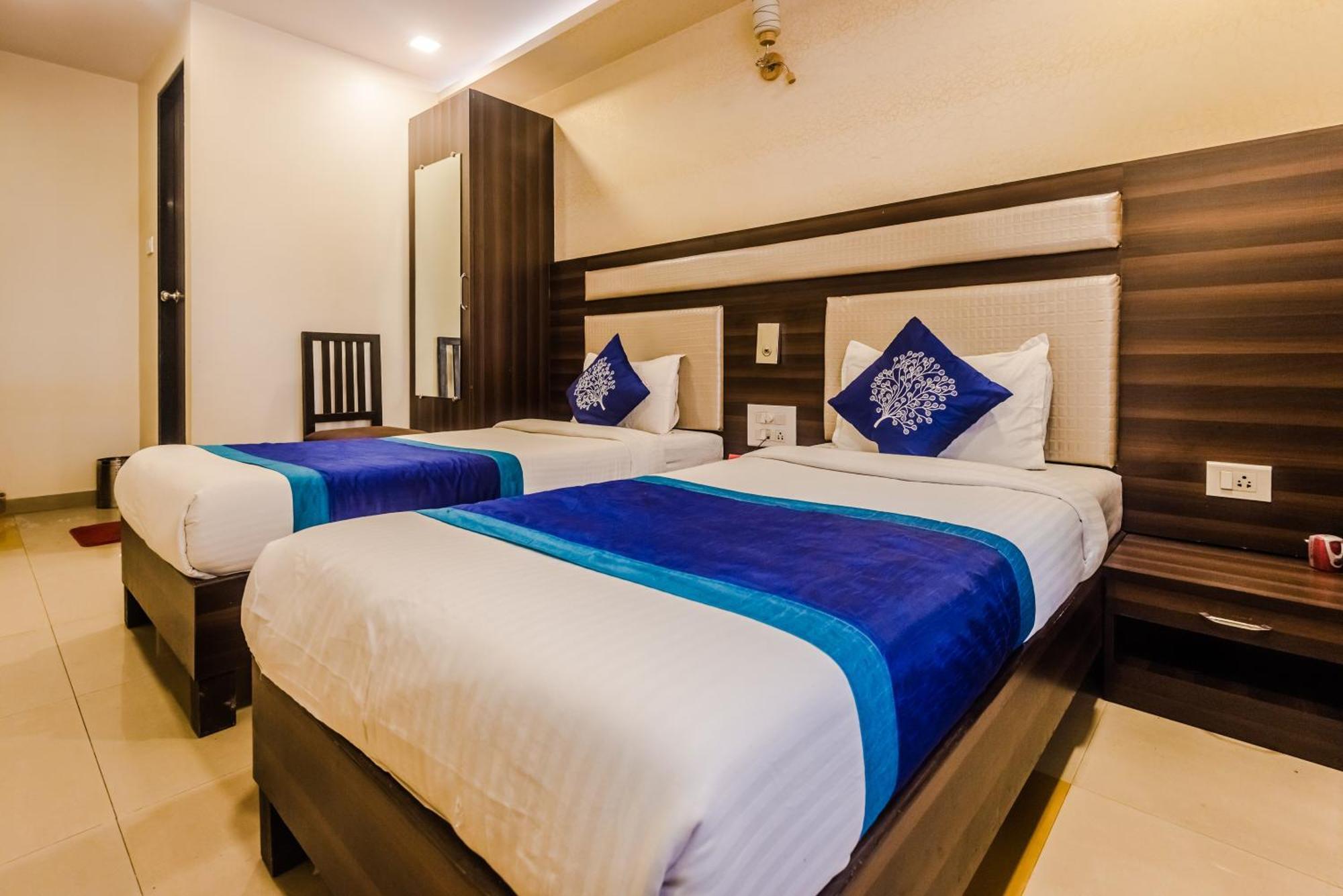 O Royal Grand Near Chhatrapati Shivaji International Airport 3*