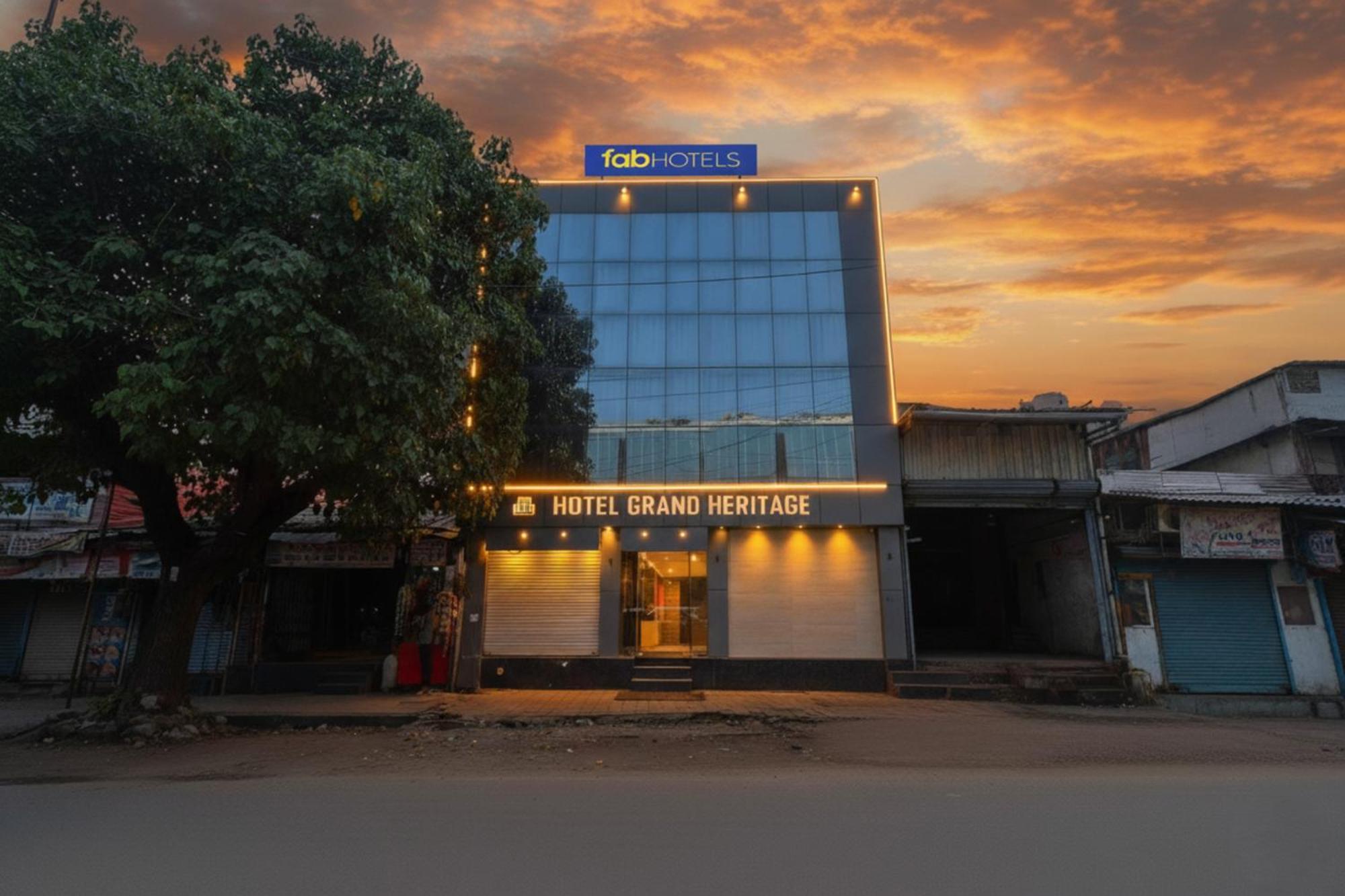 Hotel Fabhotel Grand Heritage - Nr Bkc Mumbai