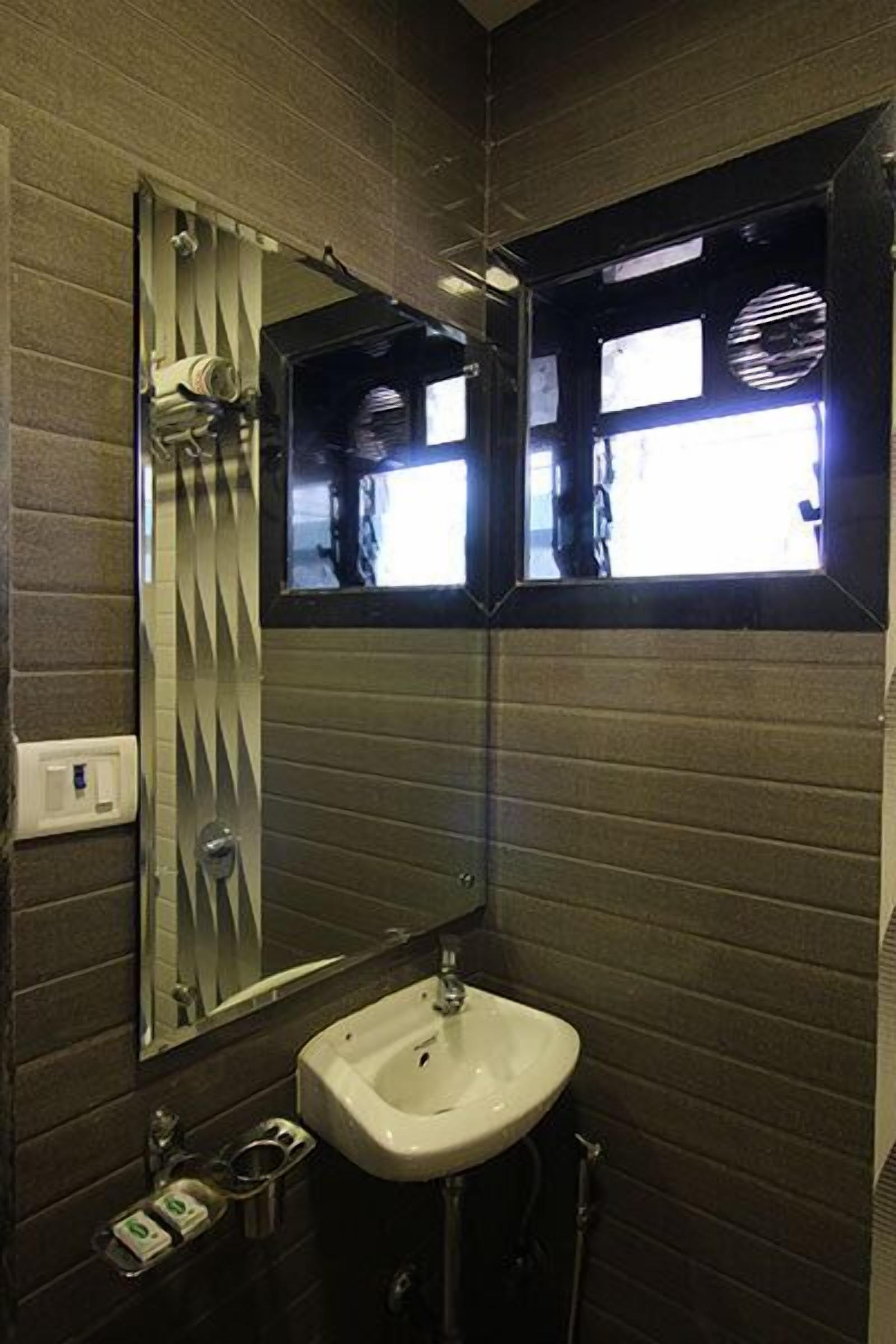 Oc Residency Hotel *