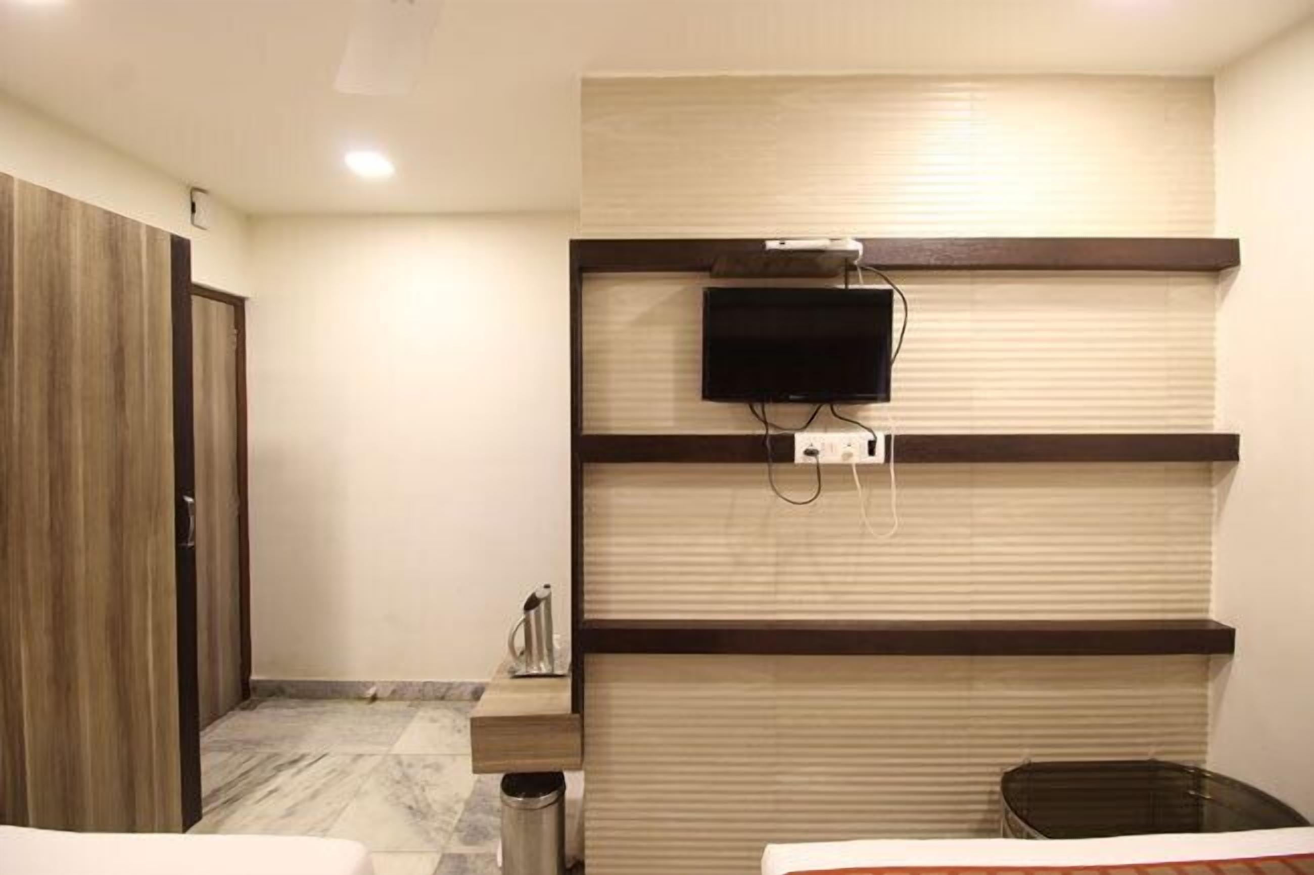 Oc Residency Hotel