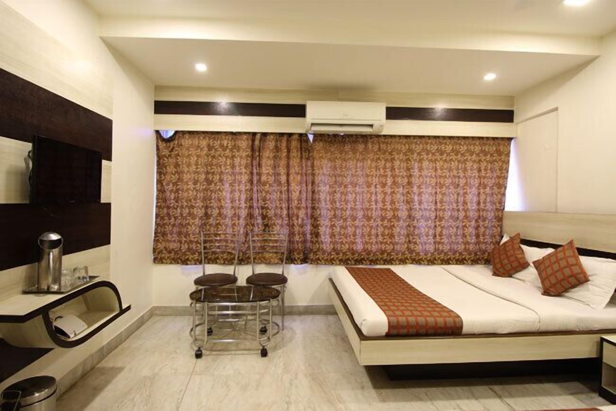 Hotel Oc Residency Mumbai
