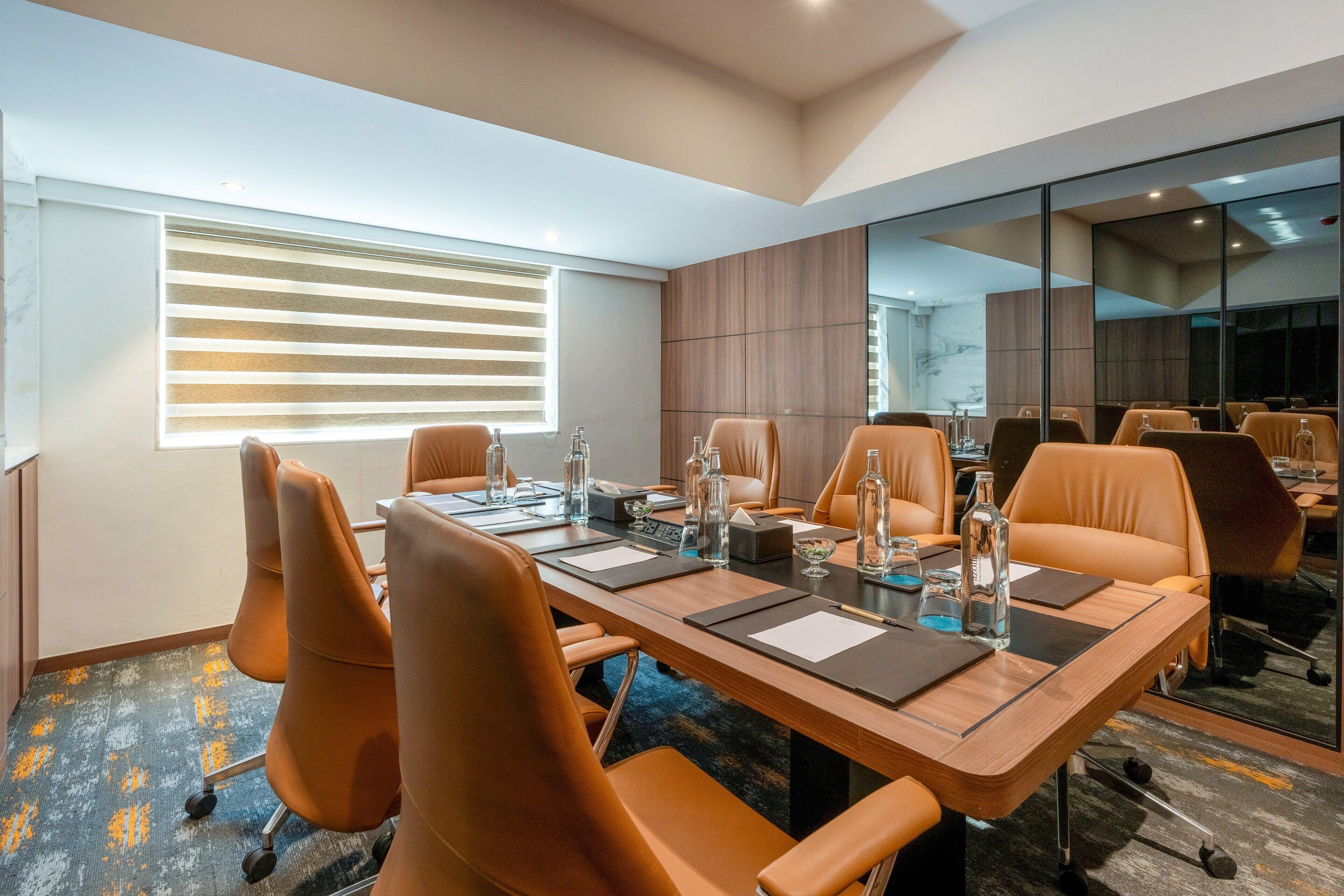 The Fern Mumbai, Goregaon, Series By Marriott 5* Mumbai