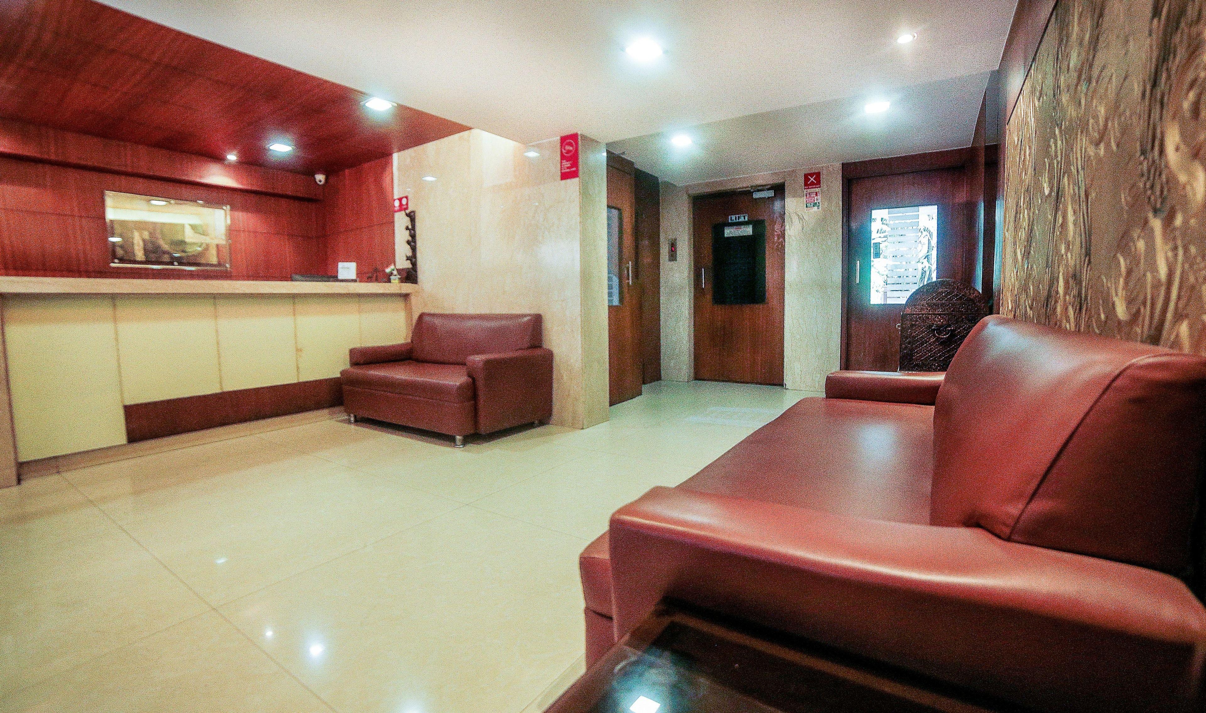 Hotel Lucky Bandra