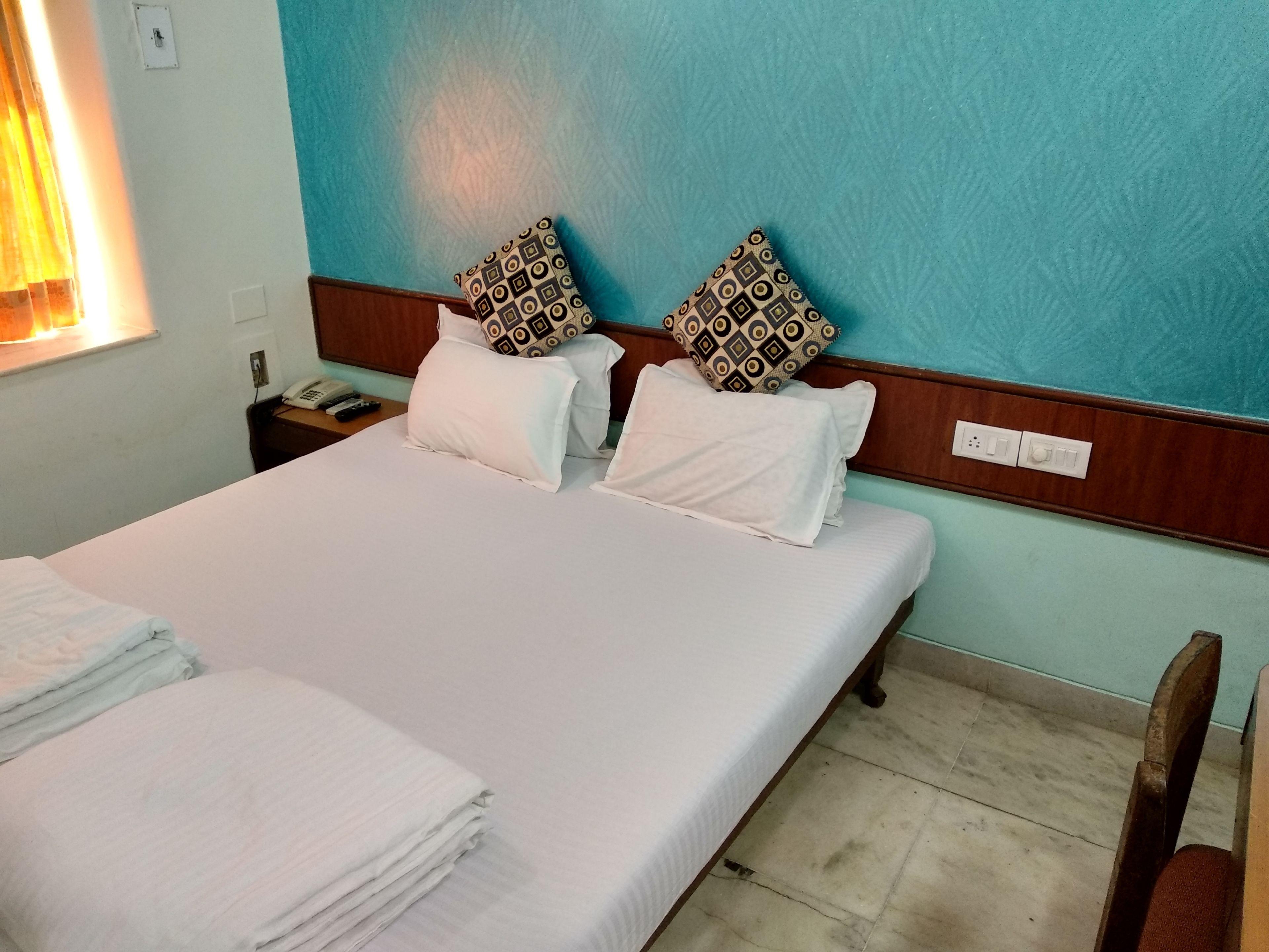 Hotel Mogul Palace - Near Masjid Bunder 3*