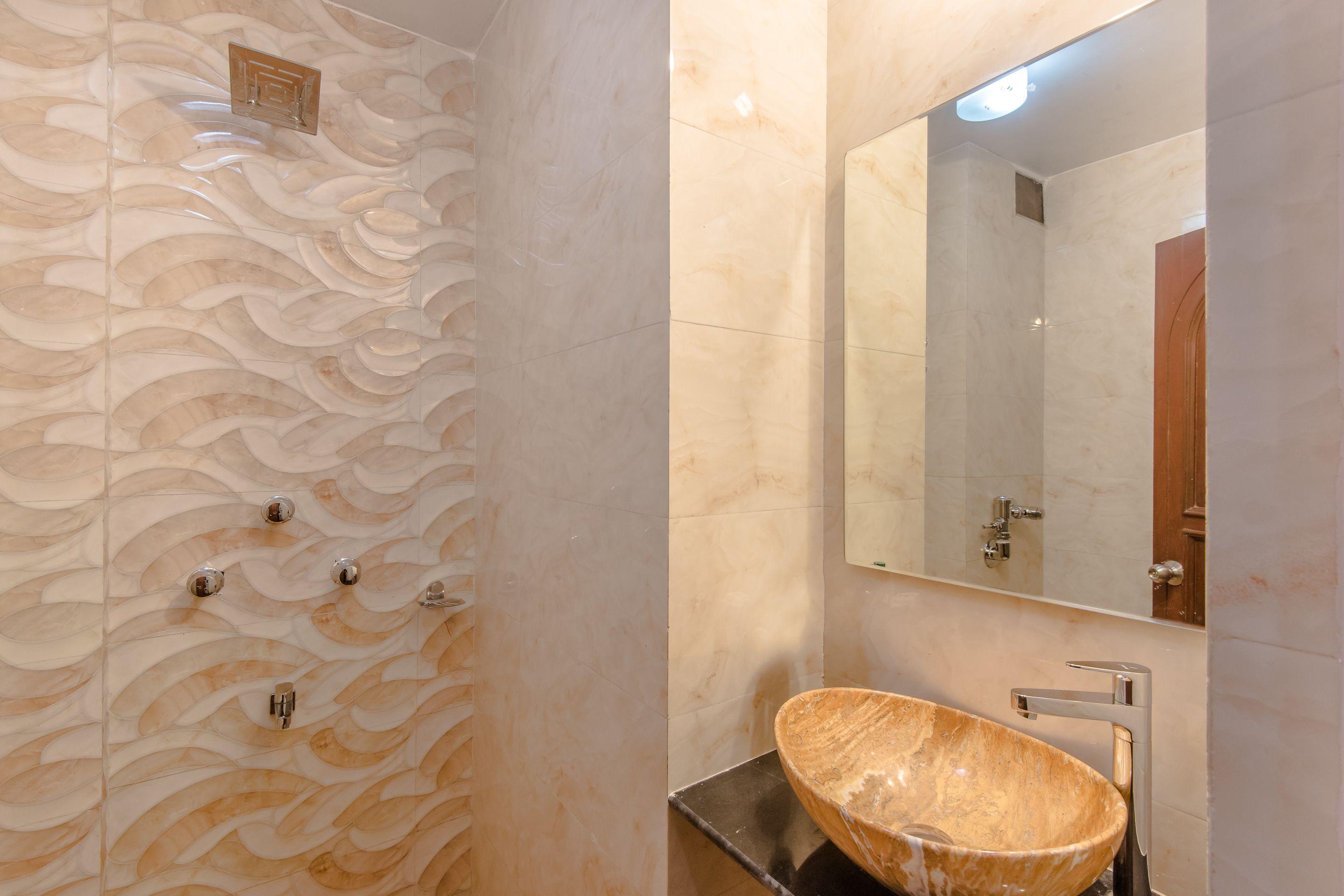 Mogul Palace - Near Masjid Bunder Hotel Mumbai