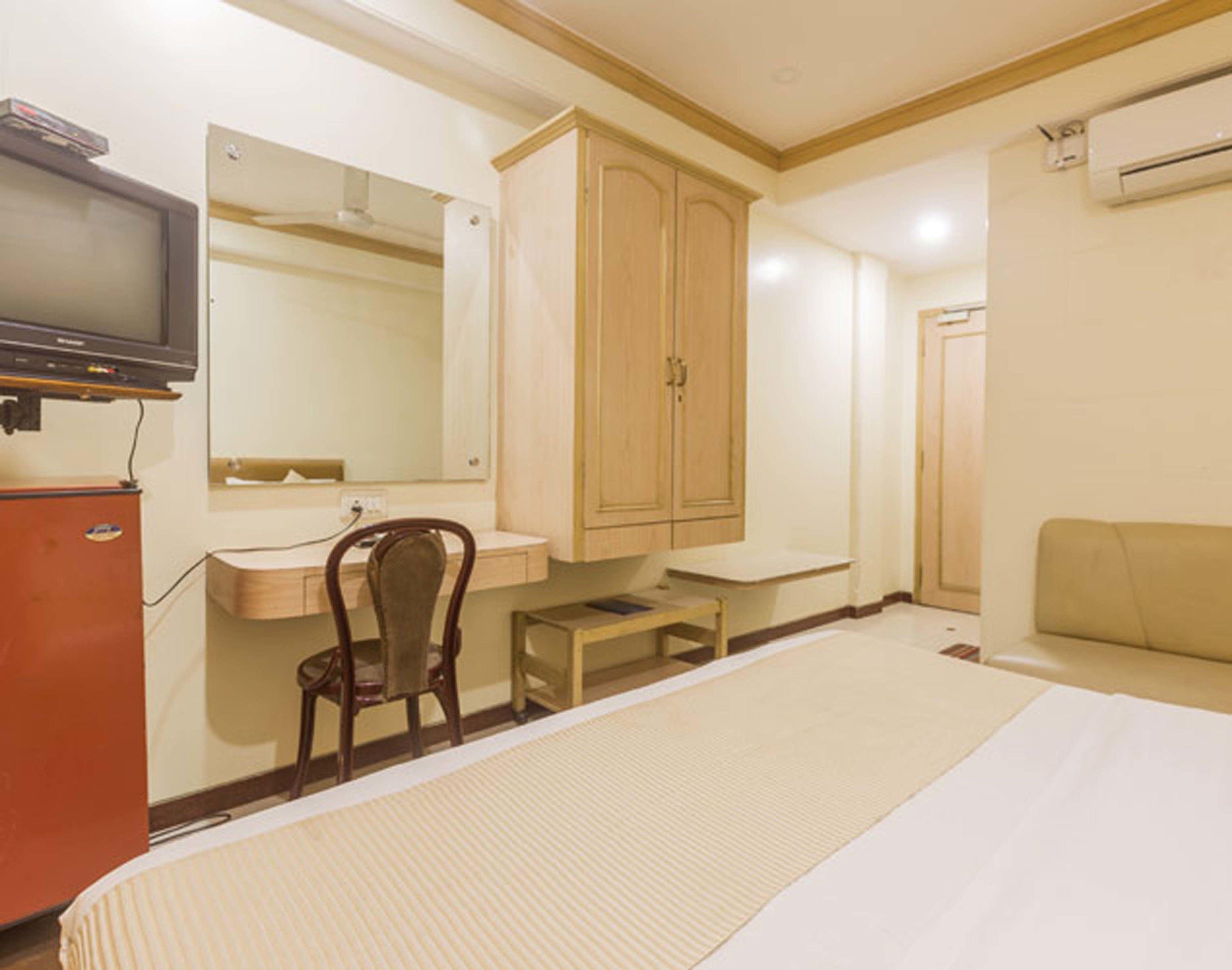 Parklane 3* Mumbai