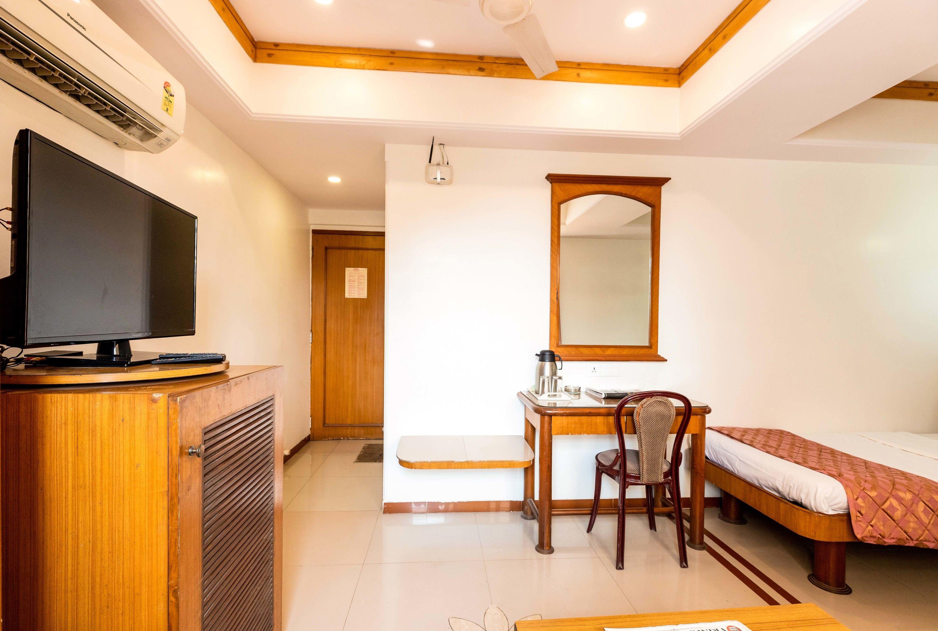 Parklane 3* Mumbai