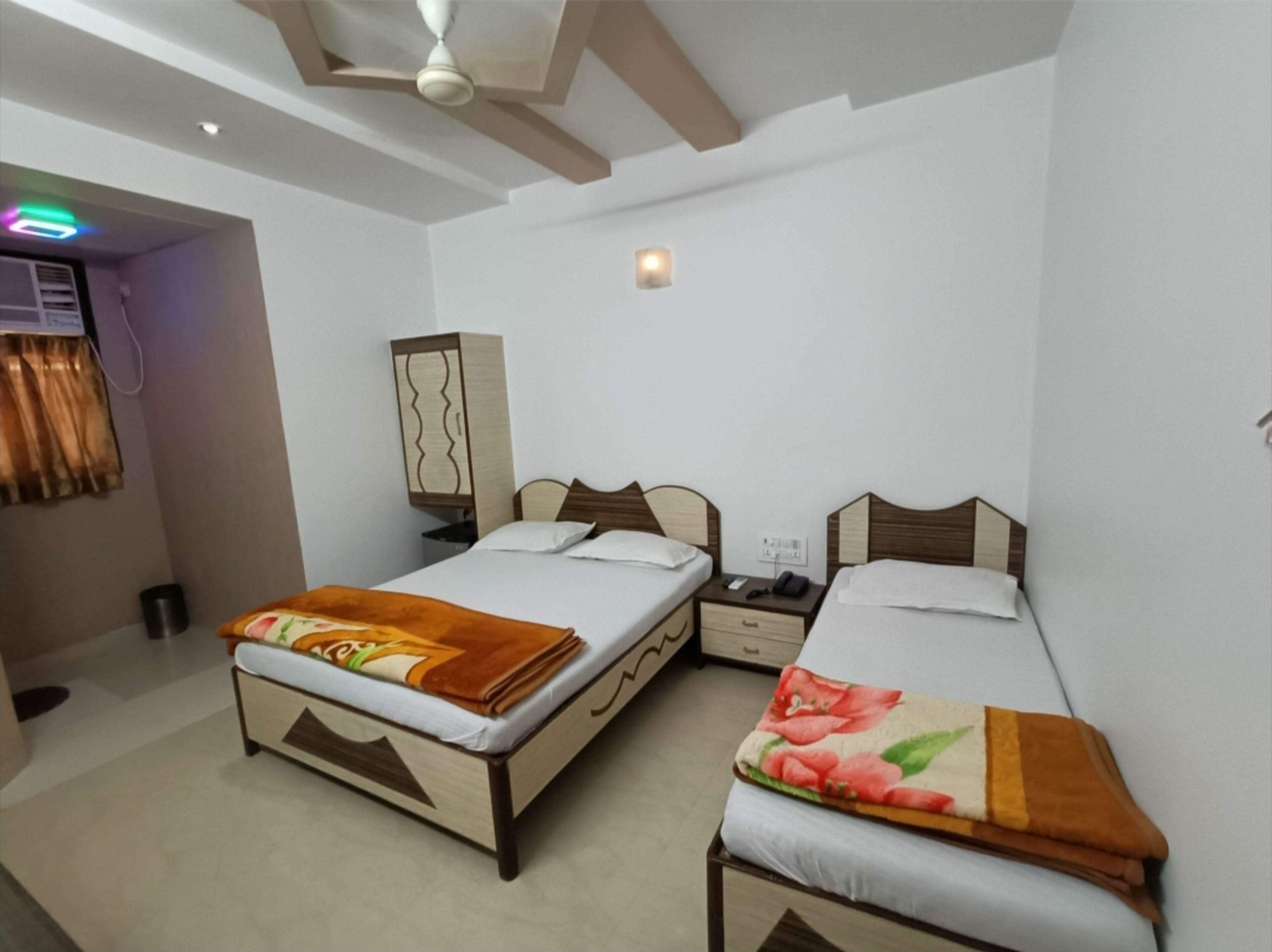 Hotel Broadway Colaba