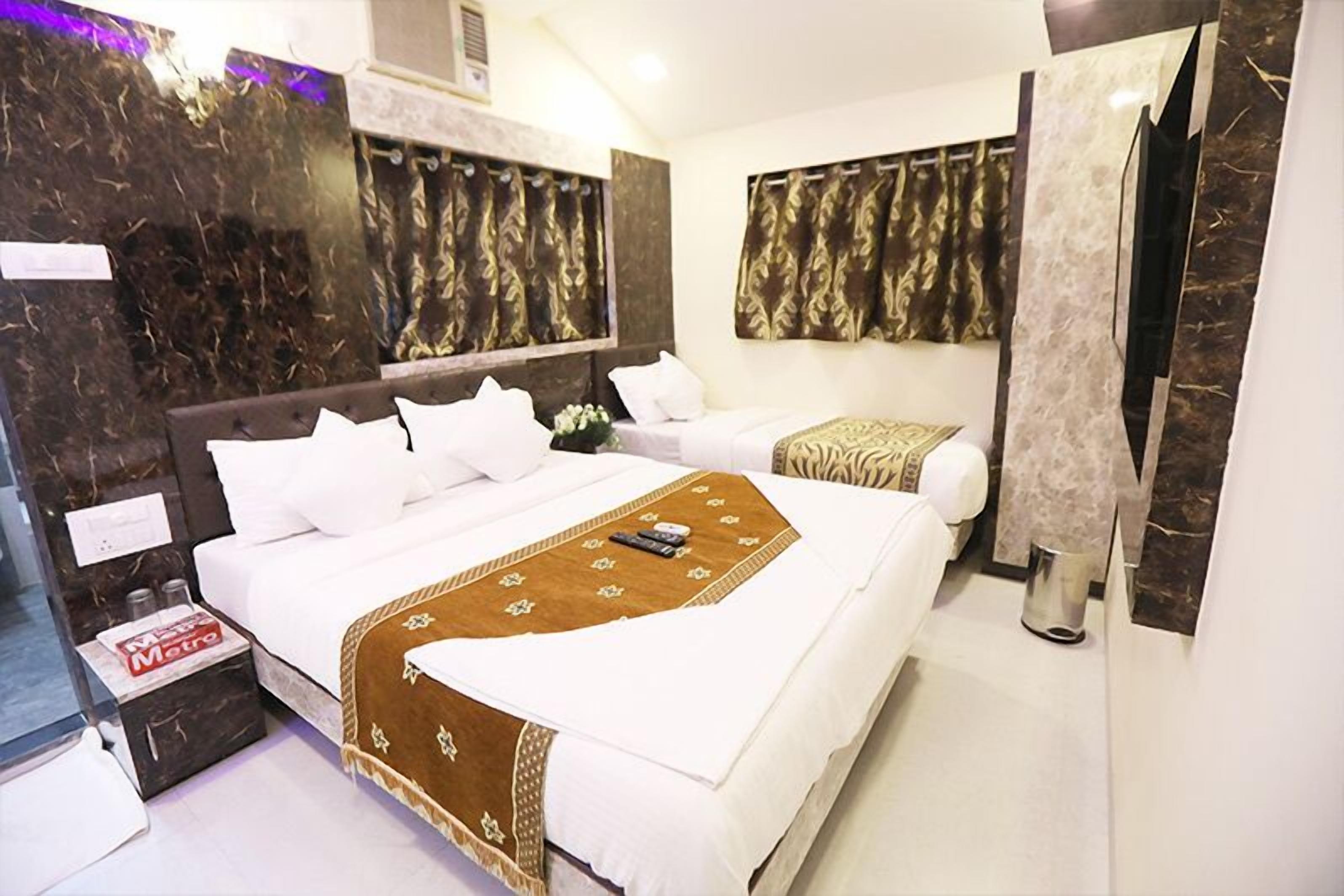 Hotel Onyx Residency