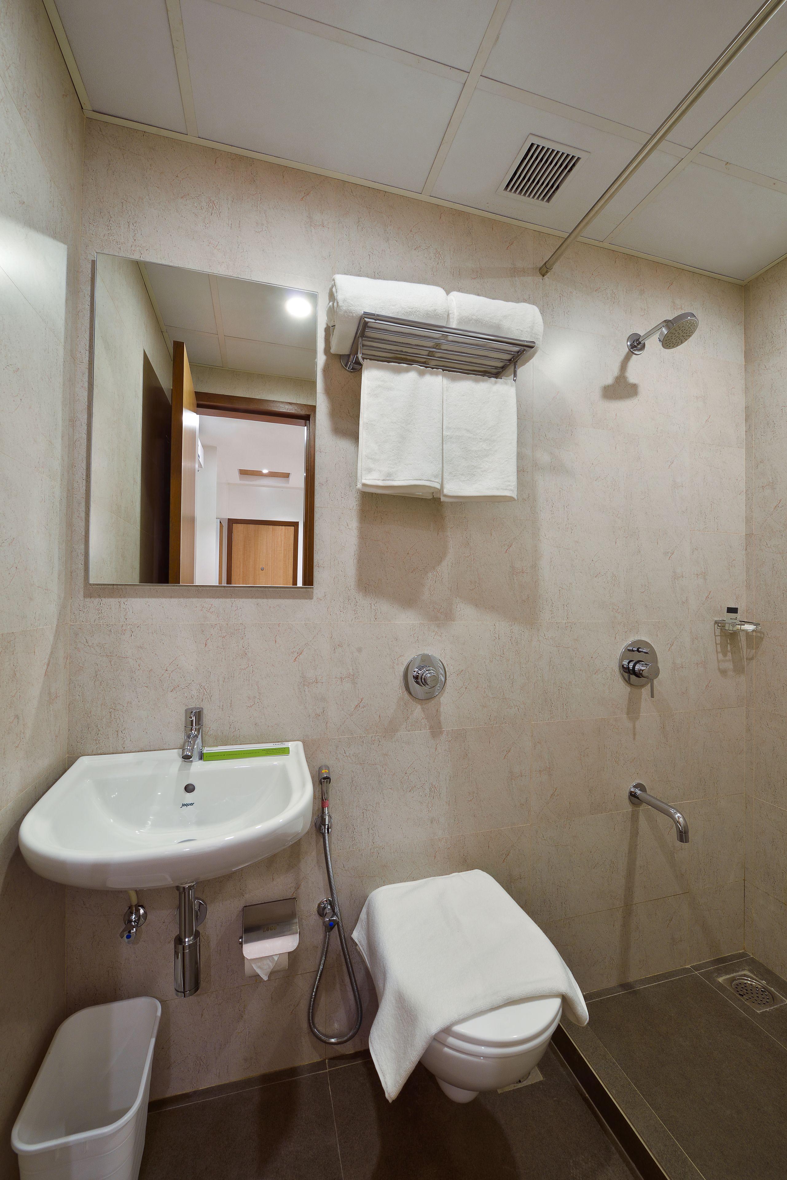 Leafio Hotel Mumbai